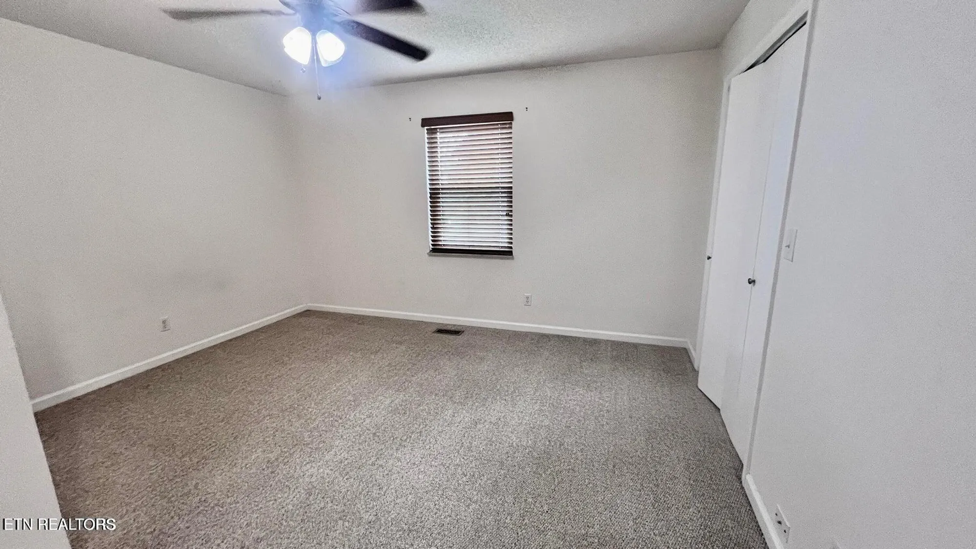 Property Slideshow image 44 of 49 | 215 snead dr, Crossville, TN, 38558