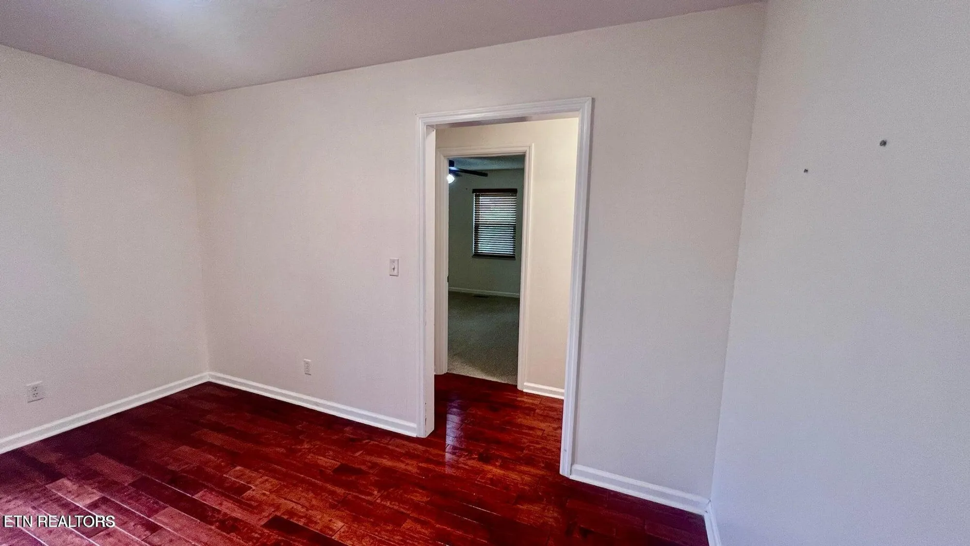 Property Slideshow image 36 of 49 | 215 snead dr, Crossville, TN, 38558