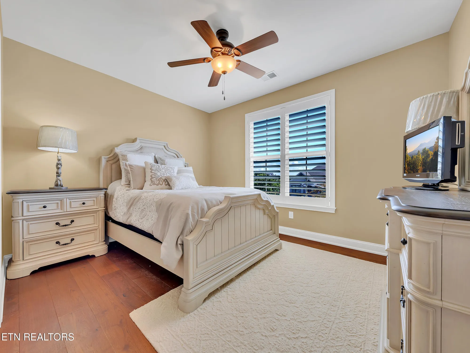 Property Slideshow image 30 of 46 | 120 white hawk dr, Vonore, TN, 37885