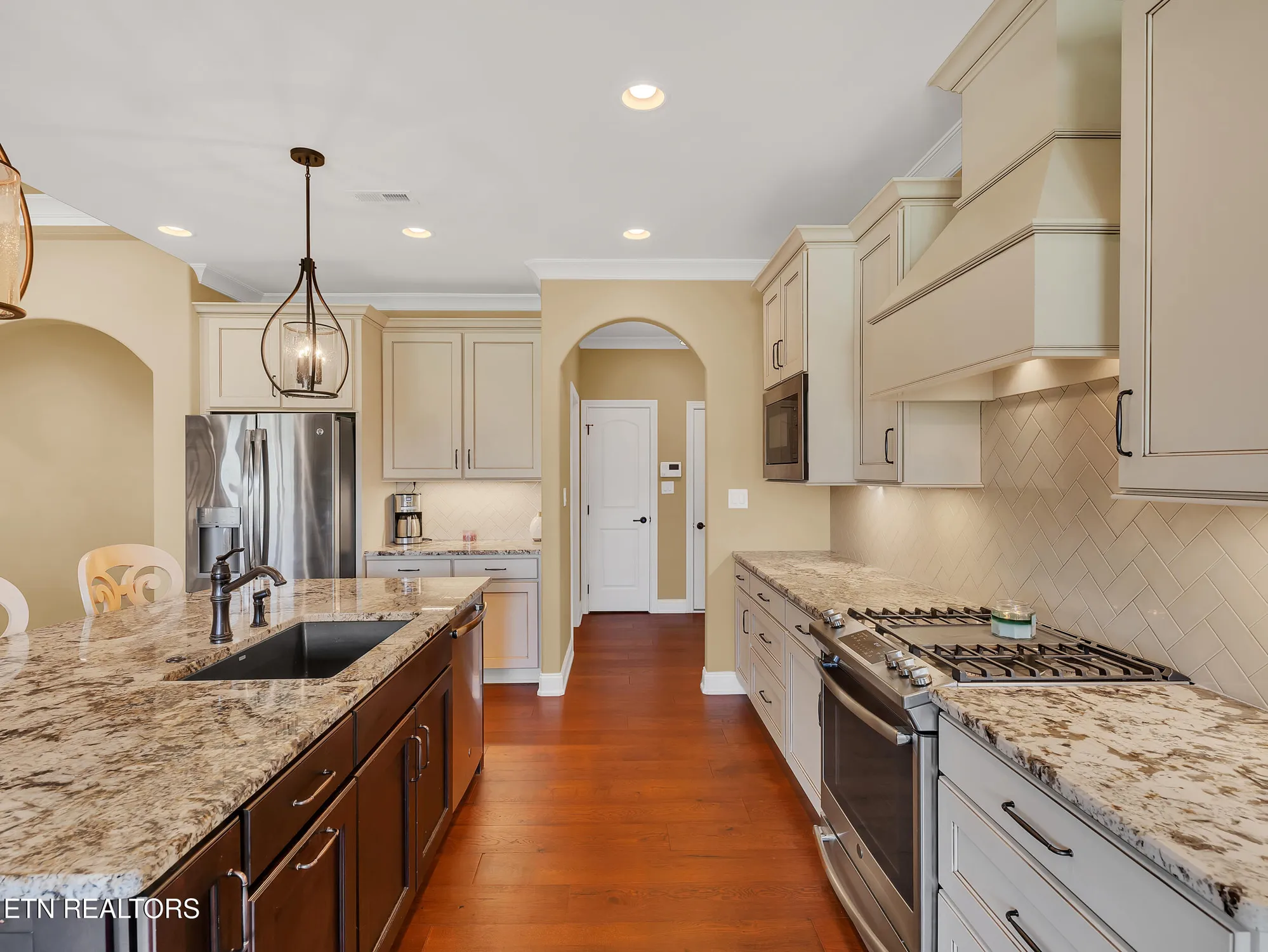 Property Slideshow image 12 of 46 | 120 white hawk dr, Vonore, TN, 37885