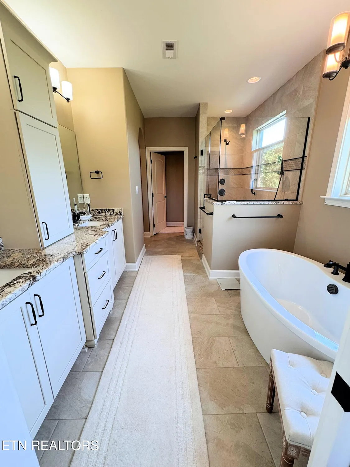 Property Slideshow image 26 of 46 | 120 white hawk dr, Vonore, TN, 37885