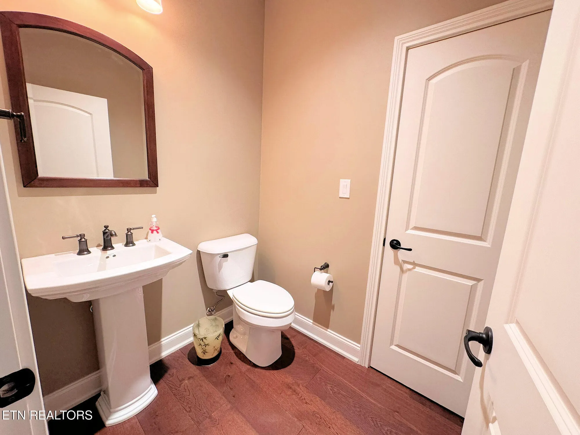 Property Slideshow image 36 of 46 | 120 white hawk dr, Vonore, TN, 37885