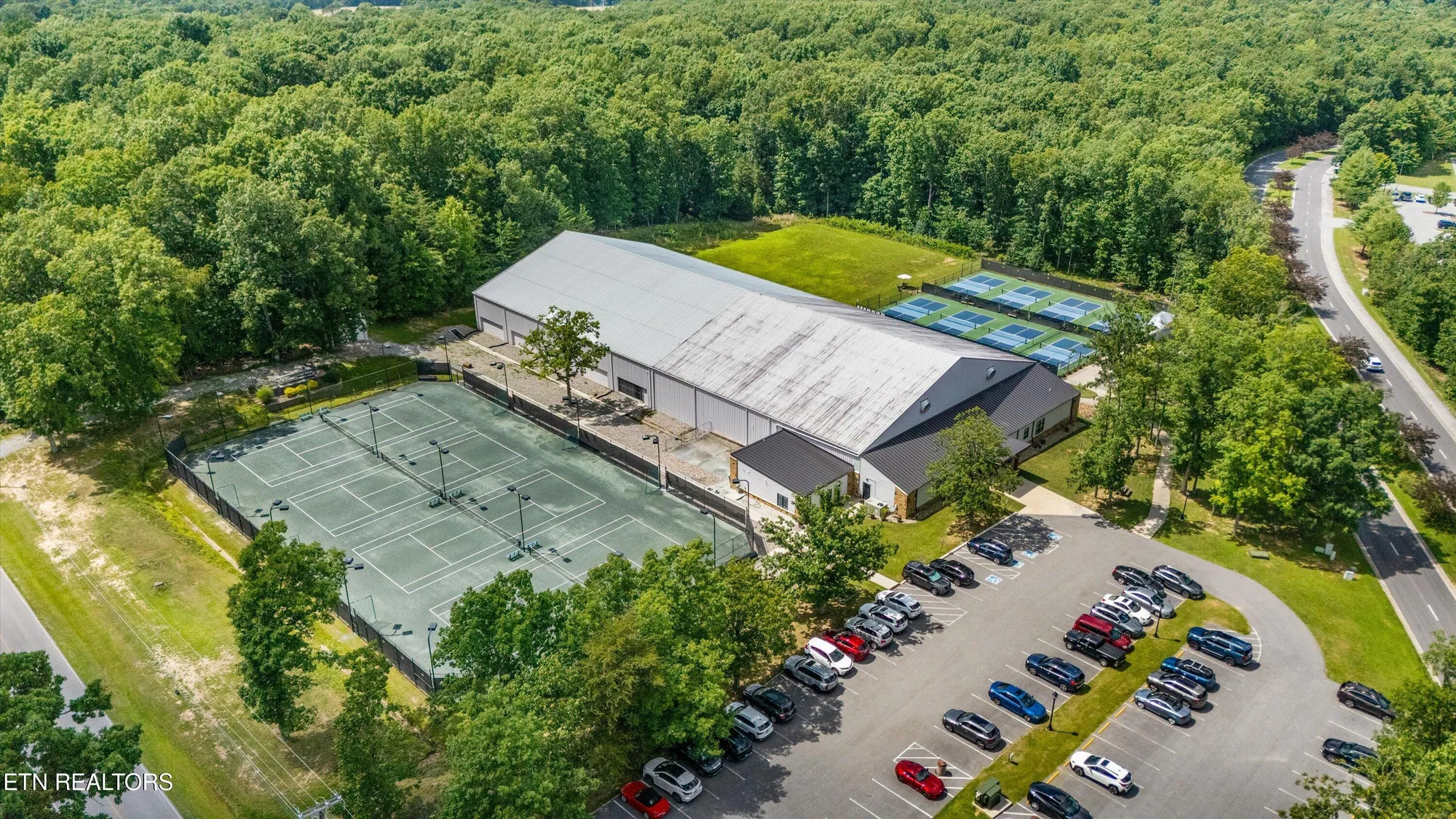 Property Slideshow image 48 of 57 | 22 meadowlark cir, Crossville, TN, 38558