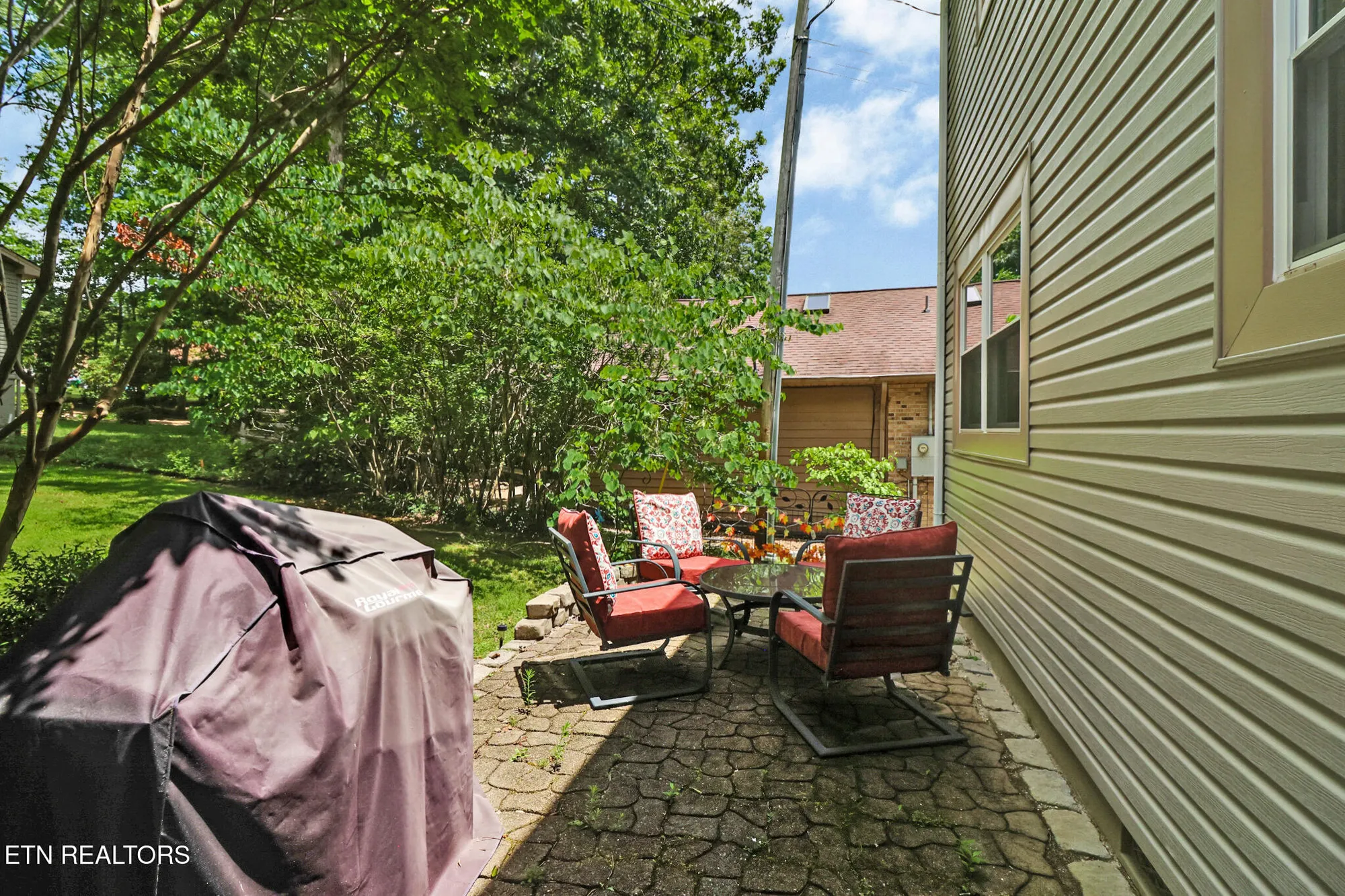 Property Slideshow image 10 of 38 | 113 ashdown ln, Crossville, TN, 38558