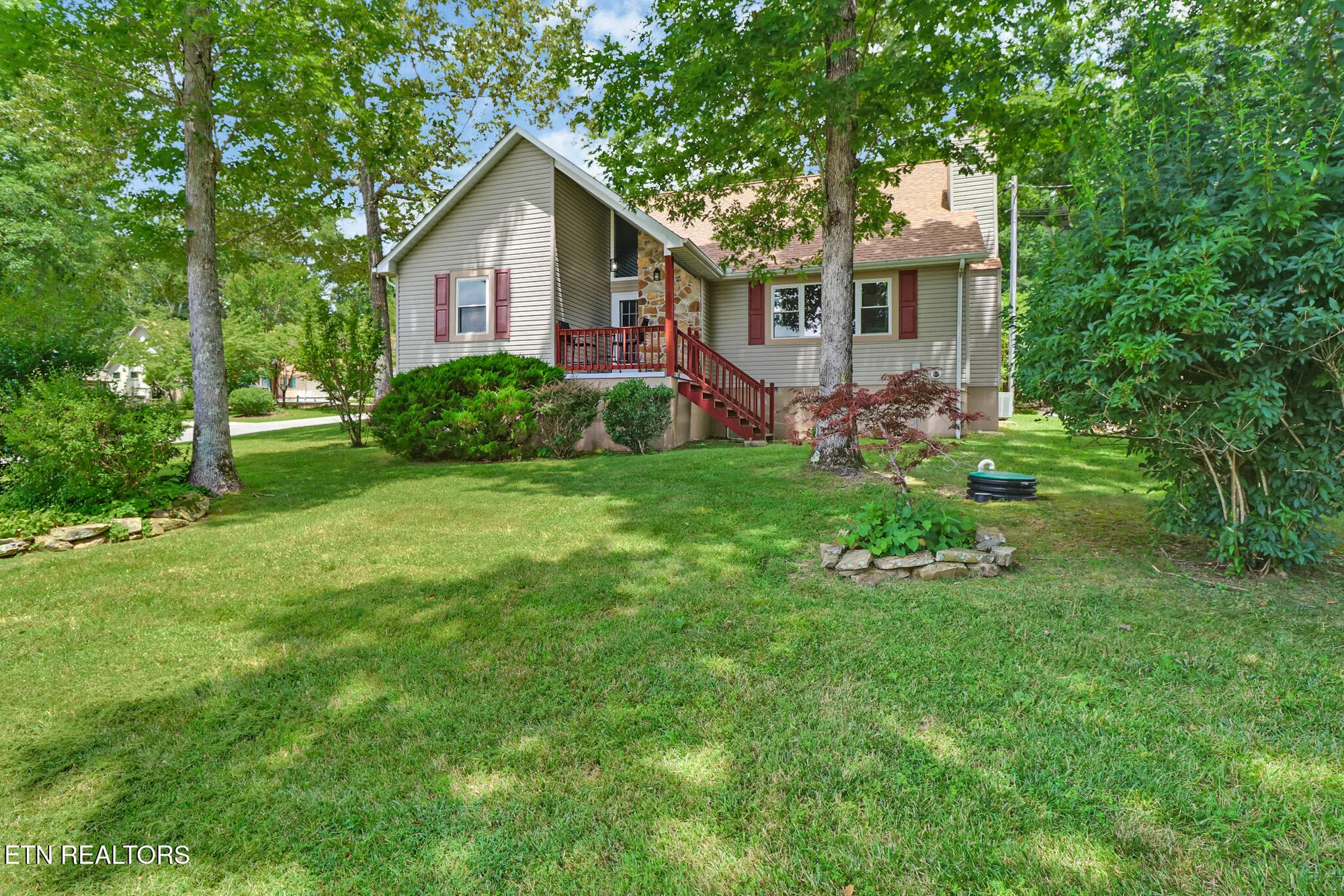 Property Slideshow image 2 of 38 | 113 ashdown ln, Crossville, TN, 38558