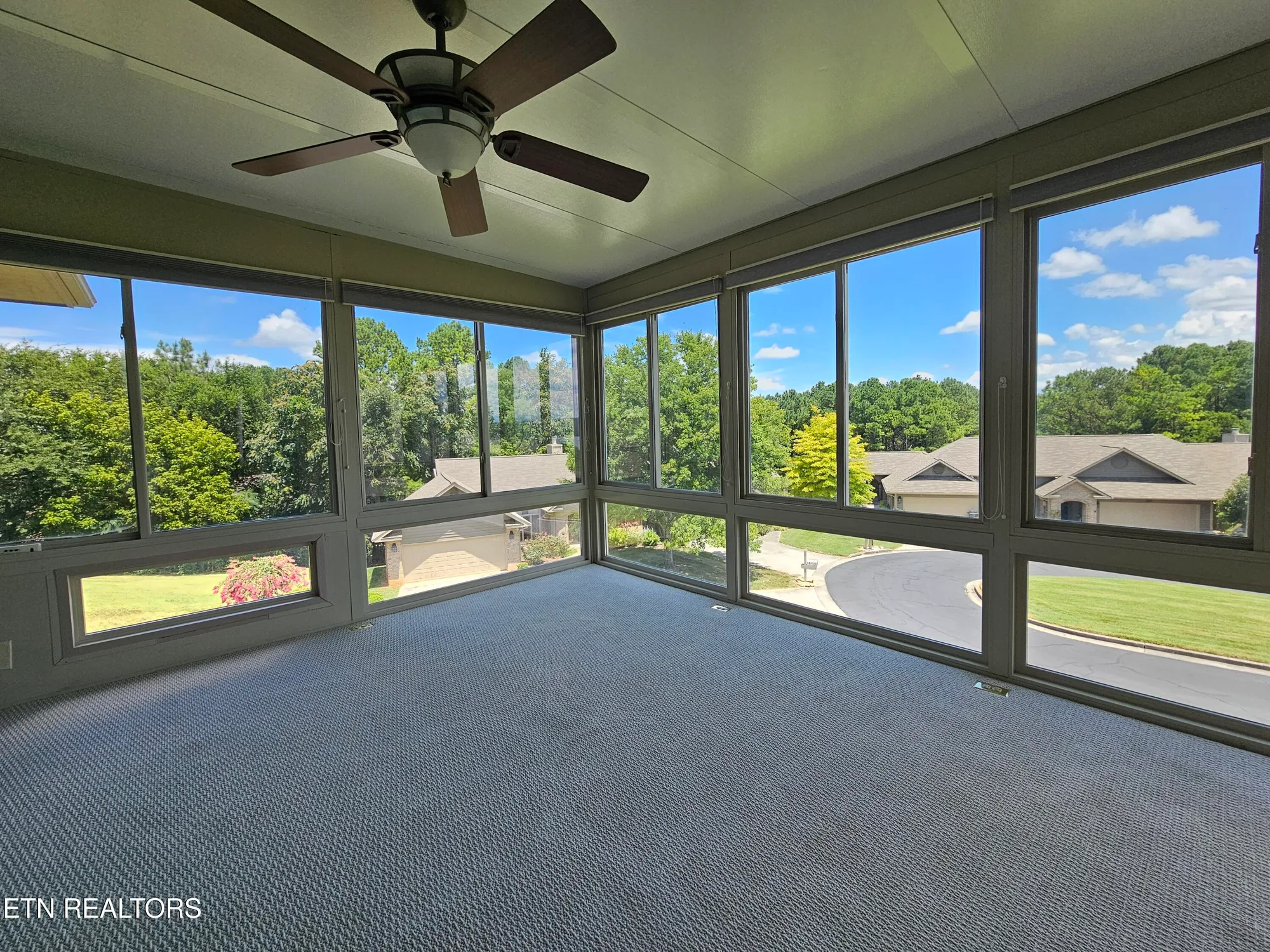 Property Slideshow image 15 of 49 | 104 chota hills trce, Loudon, TN, 37774