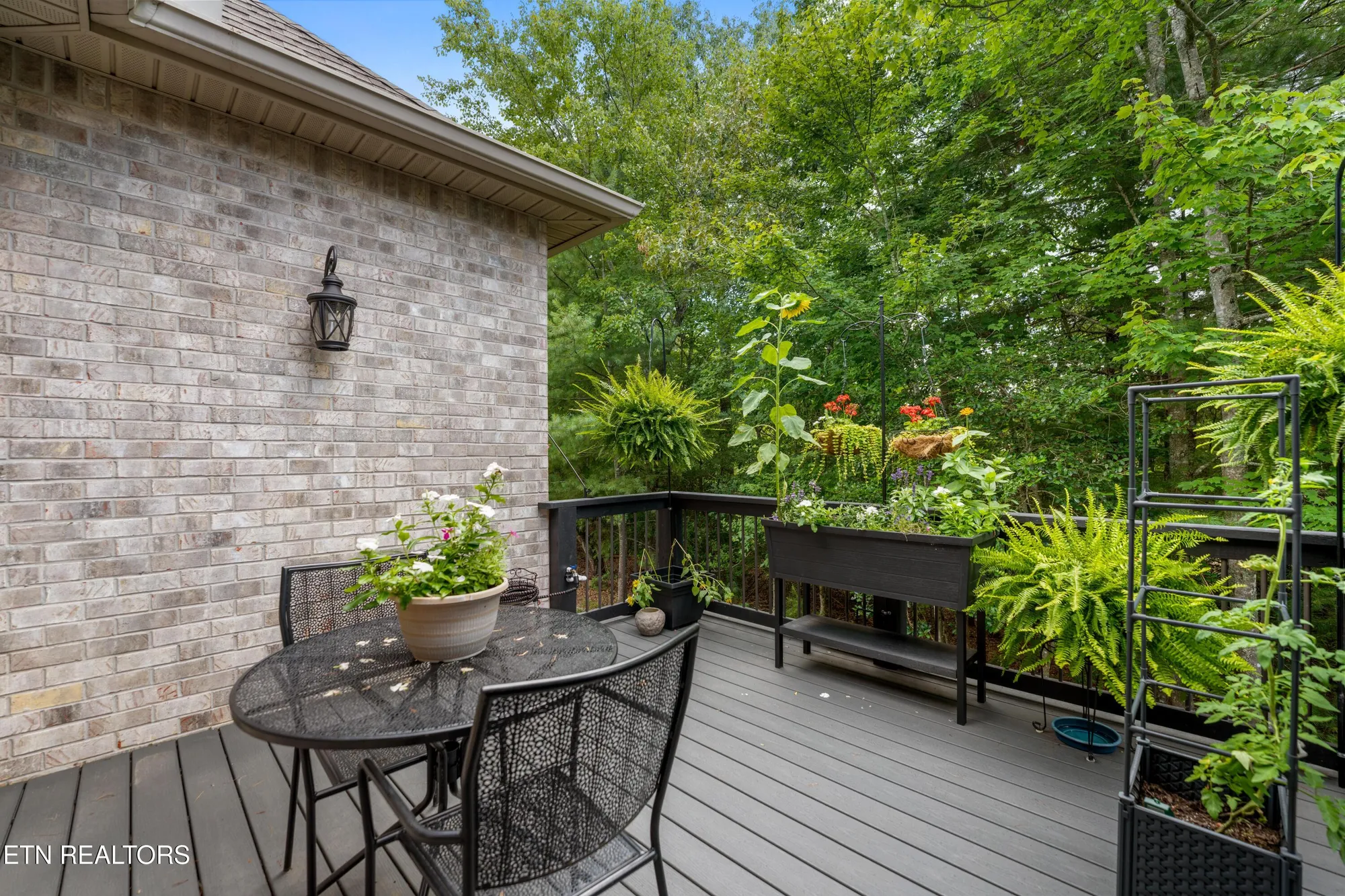 Property Slideshow image 19 of 38 | 10 inwood dr, Crossville, TN, 38558