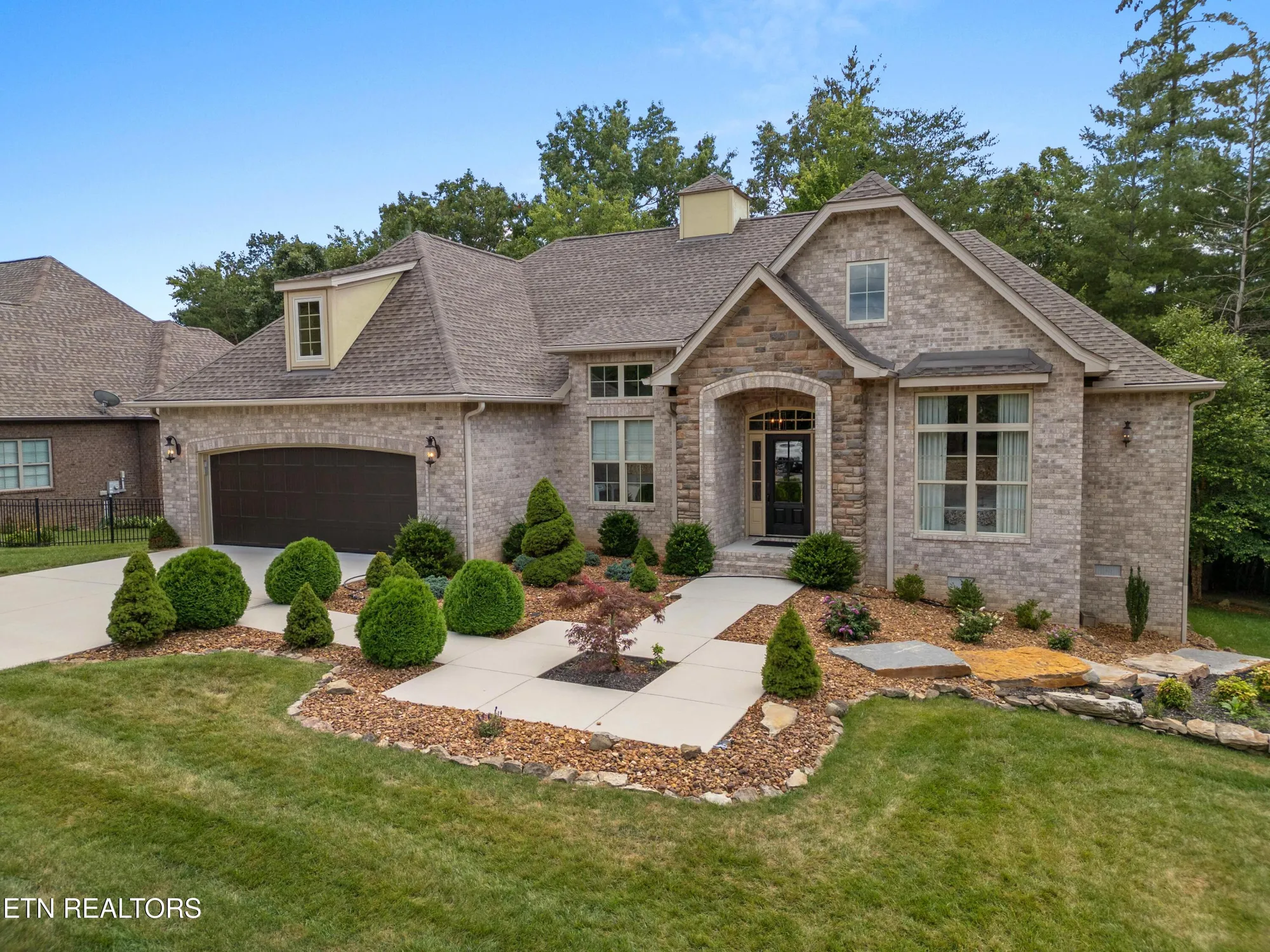 Property Slideshow image 3 of 38 | 10 inwood dr, Crossville, TN, 38558