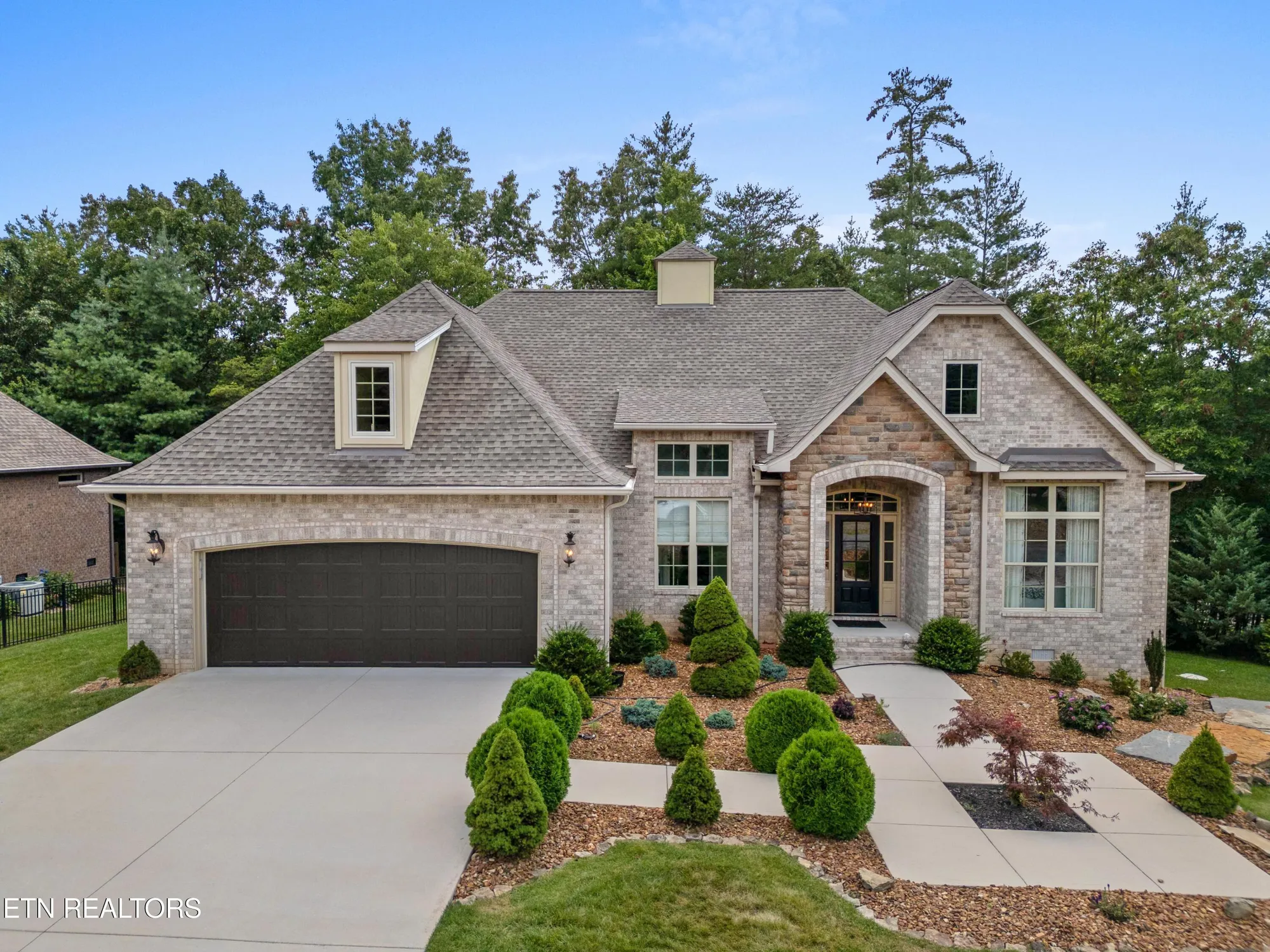 Property Slideshow image 1 of 38 | 10 inwood dr, Crossville, TN, 38558