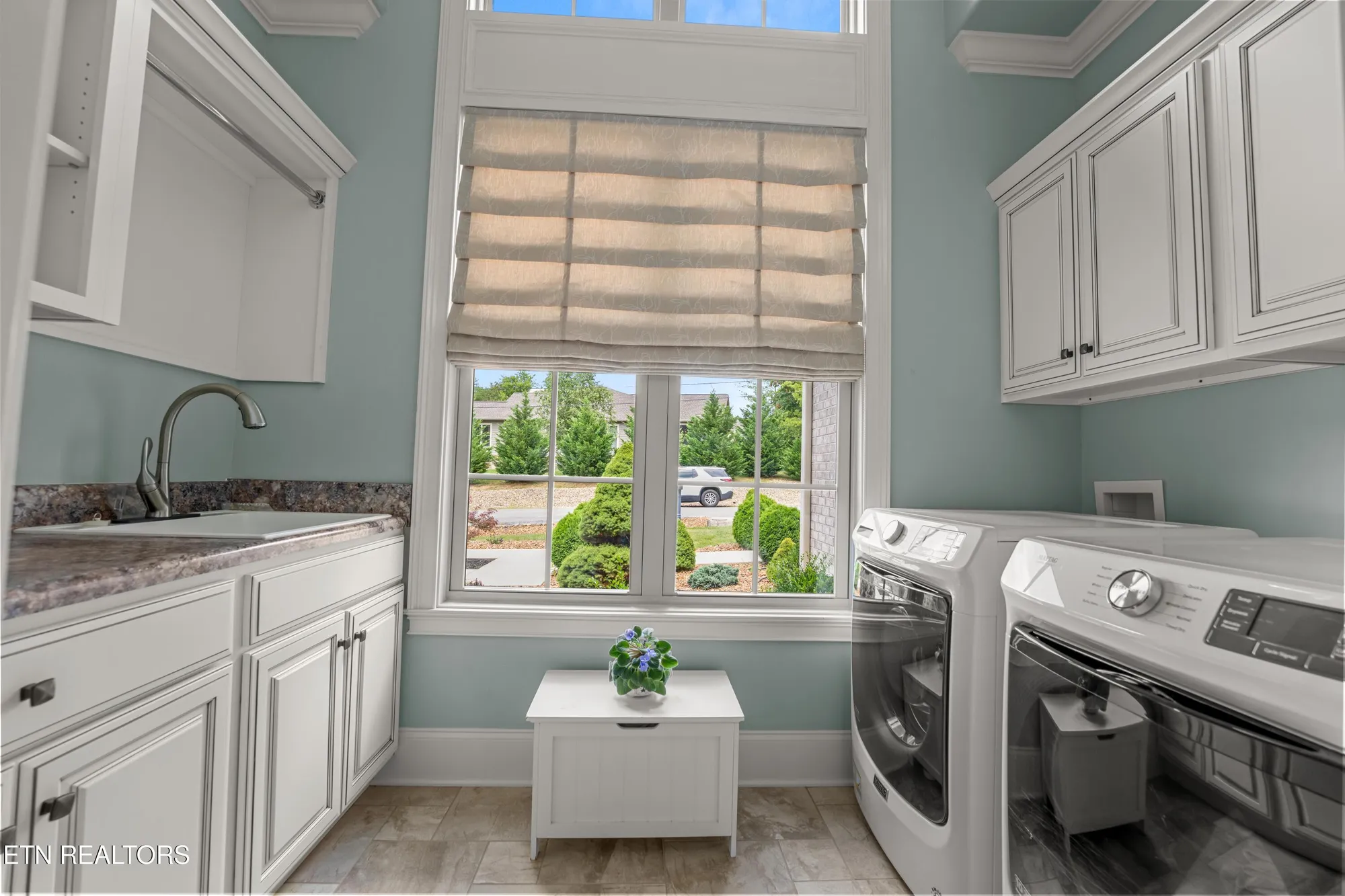 Property Slideshow image 34 of 38 | 10 inwood dr, Crossville, TN, 38558