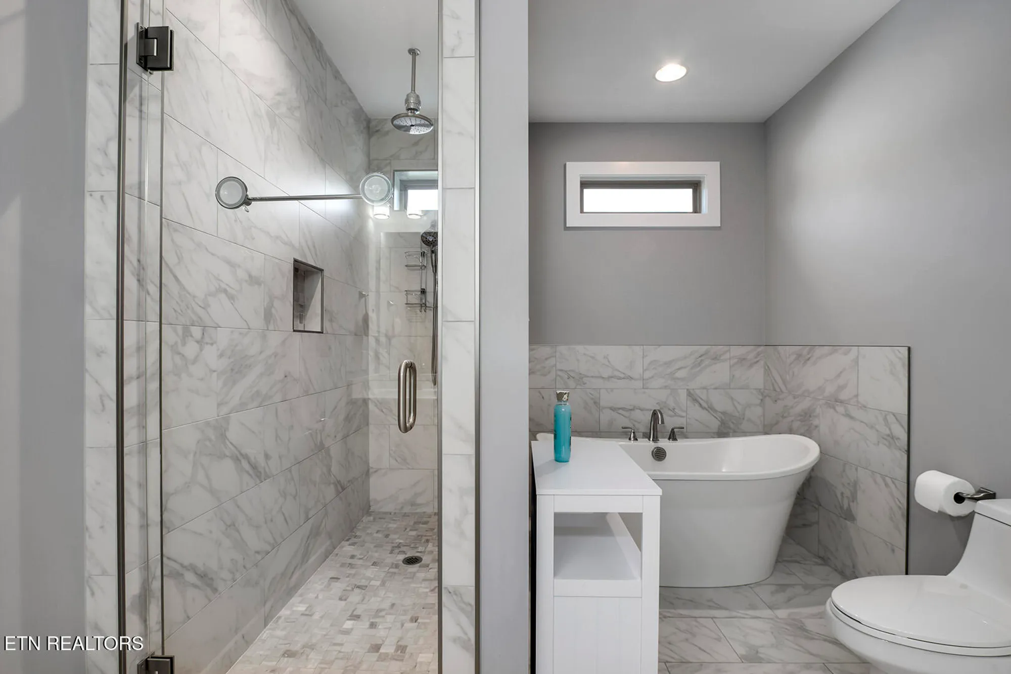 Property Slideshow image 32 of 51 | 244 chuniloti way, Loudon, TN, 37774