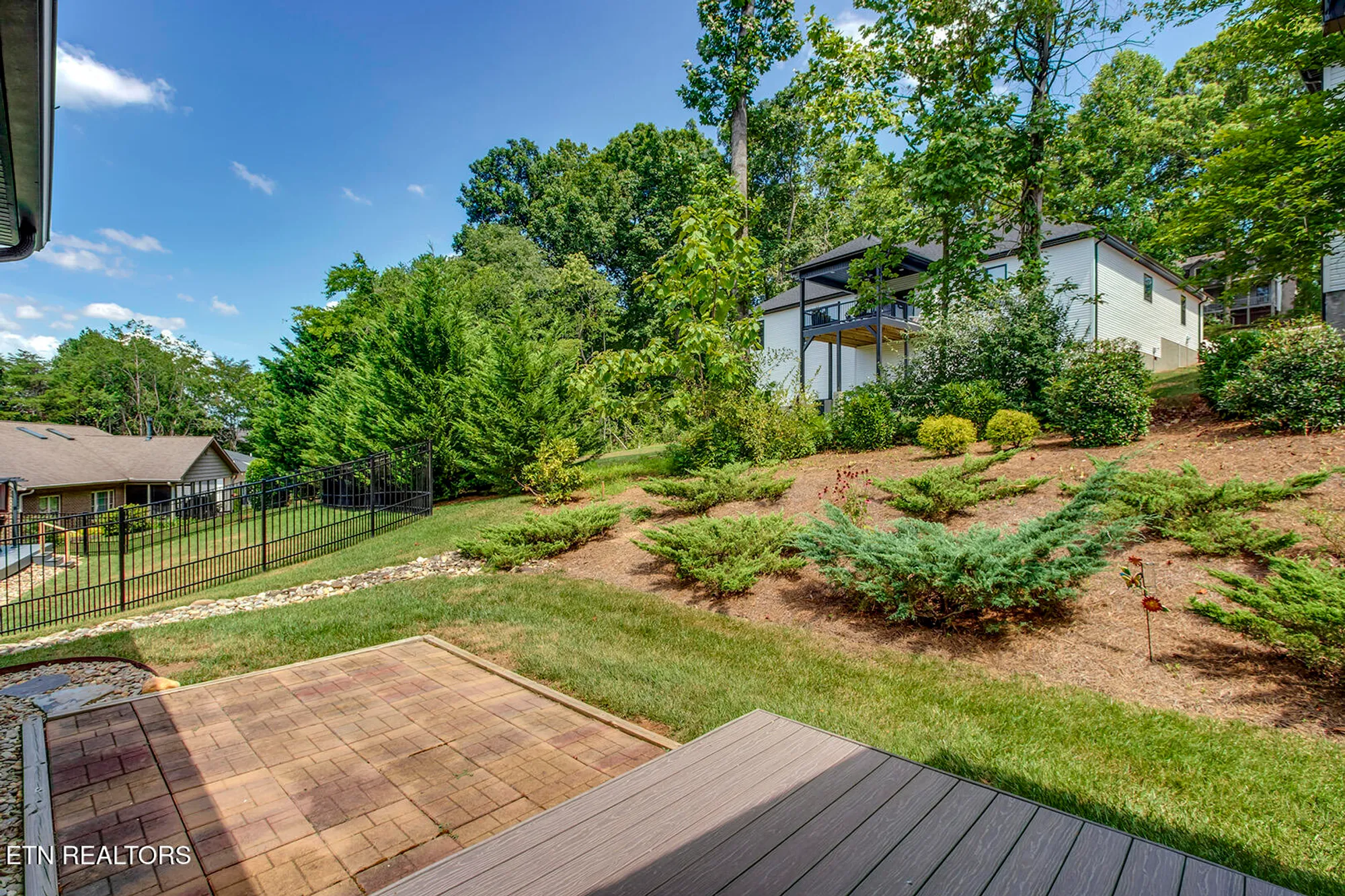 Property Slideshow image 41 of 51 | 244 chuniloti way, Loudon, TN, 37774