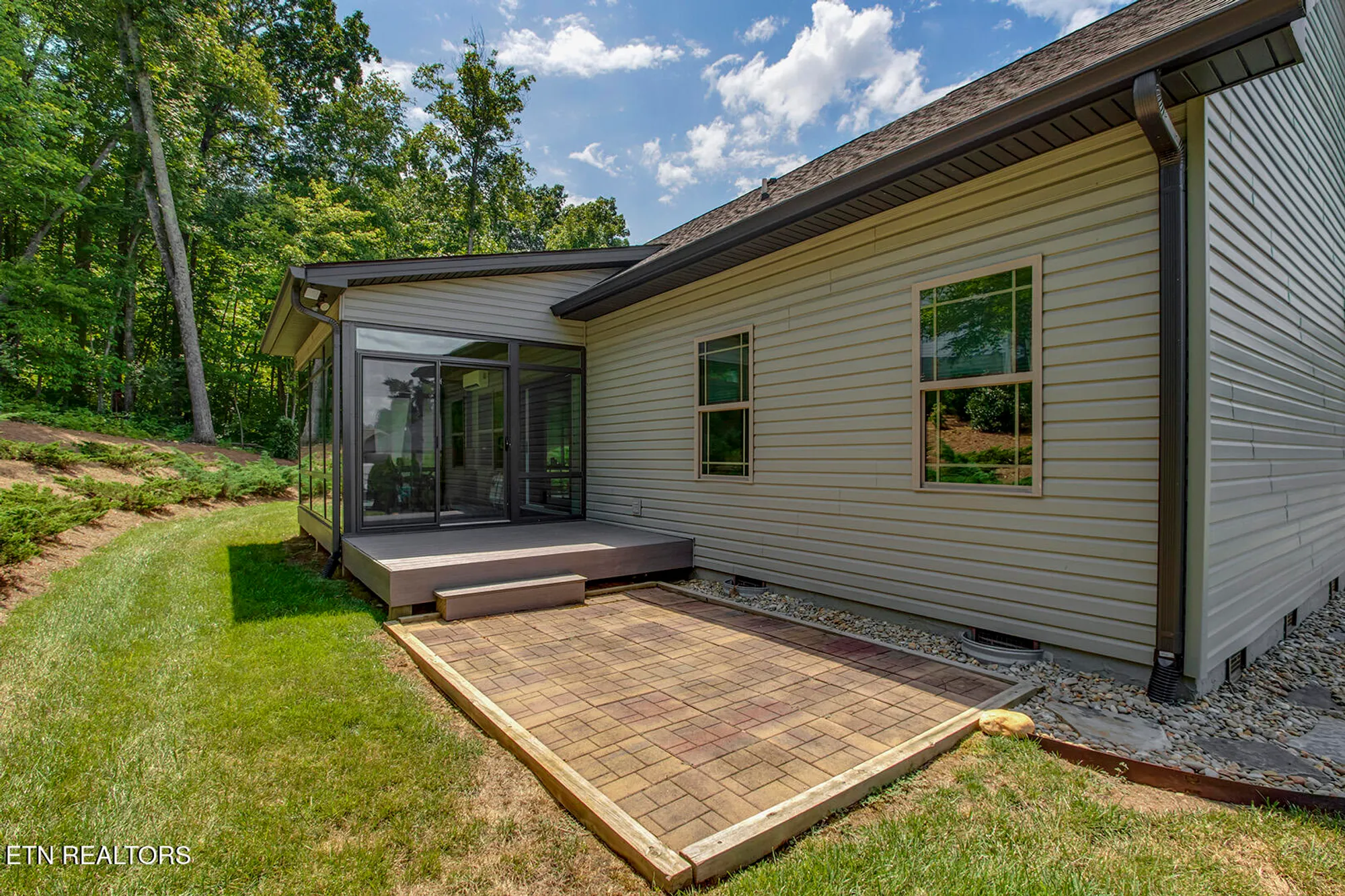 Property Slideshow image 45 of 51 | 244 chuniloti way, Loudon, TN, 37774