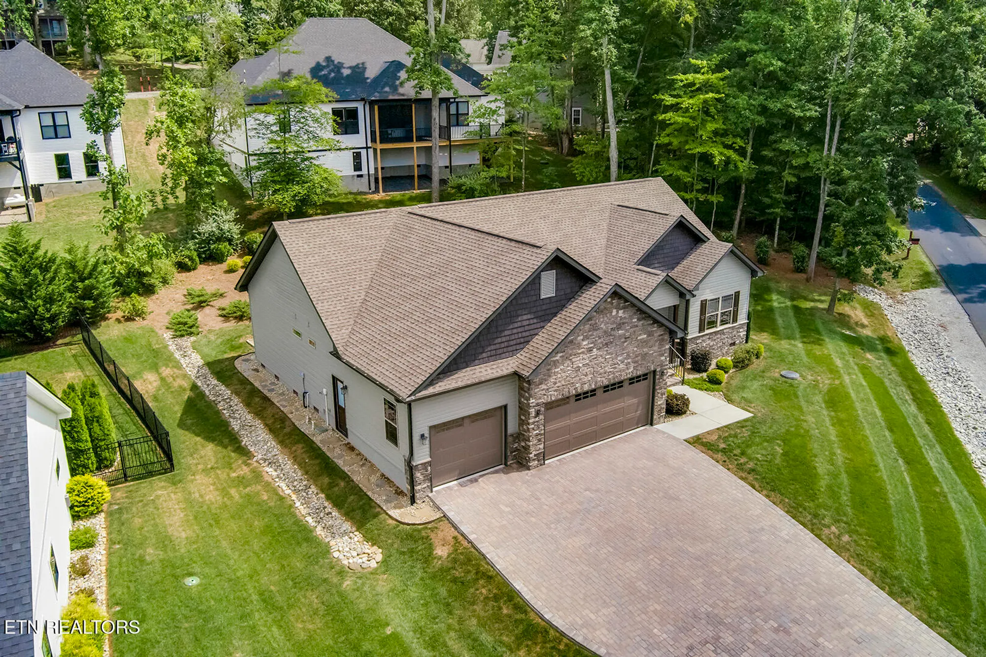 Property Slideshow image 3 of 51 | 244 chuniloti way, Loudon, TN, 37774