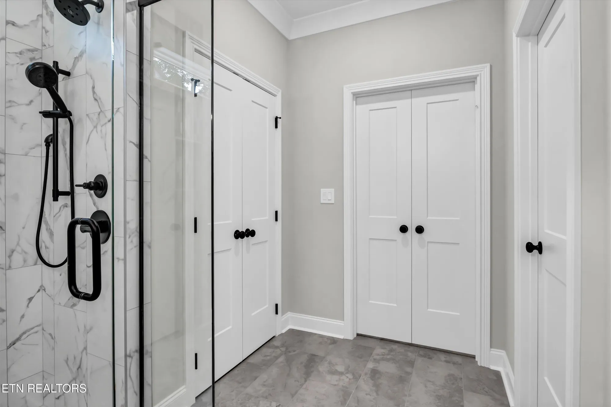Property Slideshow image 26 of 36 | 204 kawga ln, Loudon, TN, 37774
