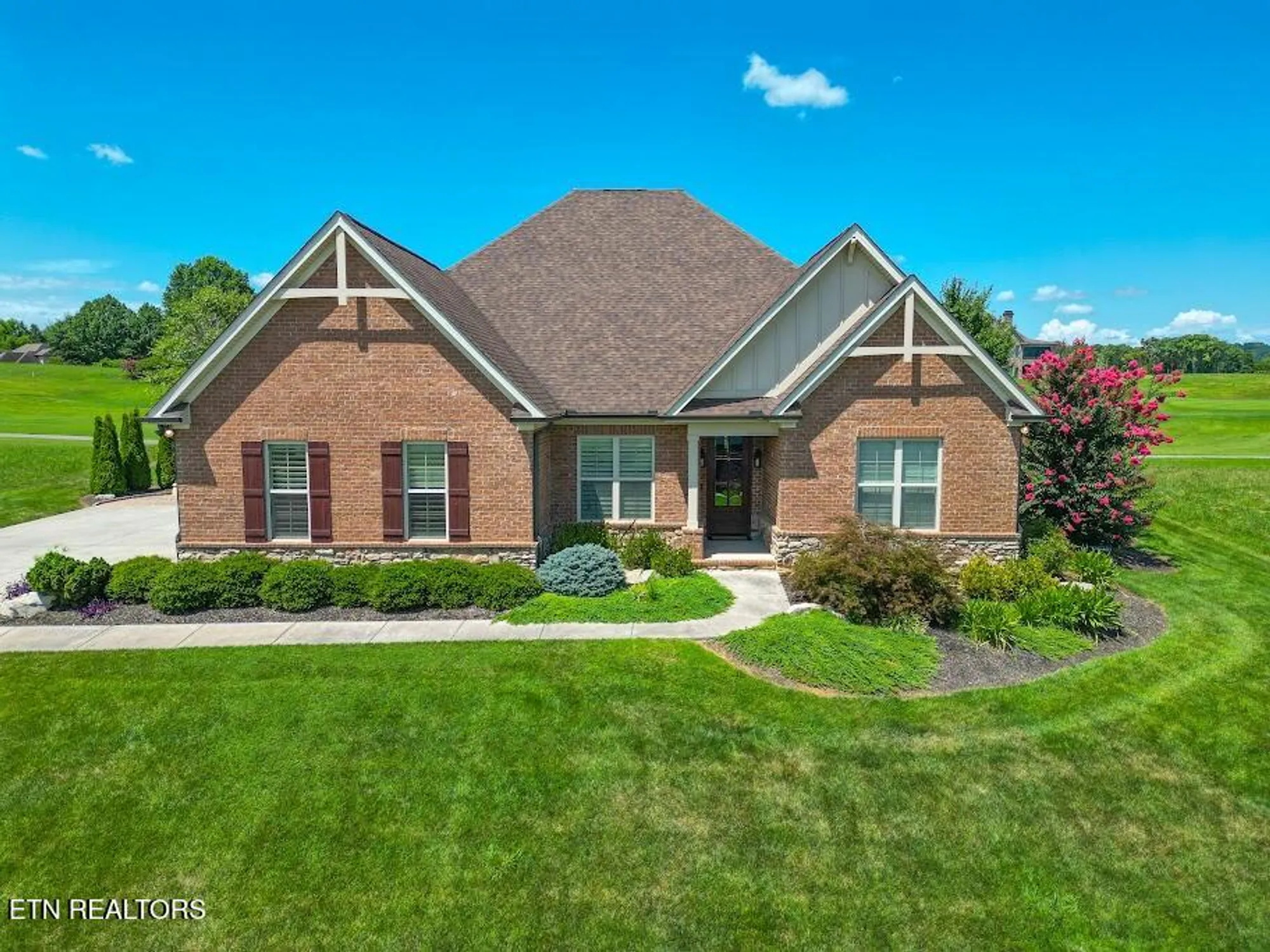 Property Slideshow image 41 of 46 | 120 white hawk dr, Vonore, TN, 37885