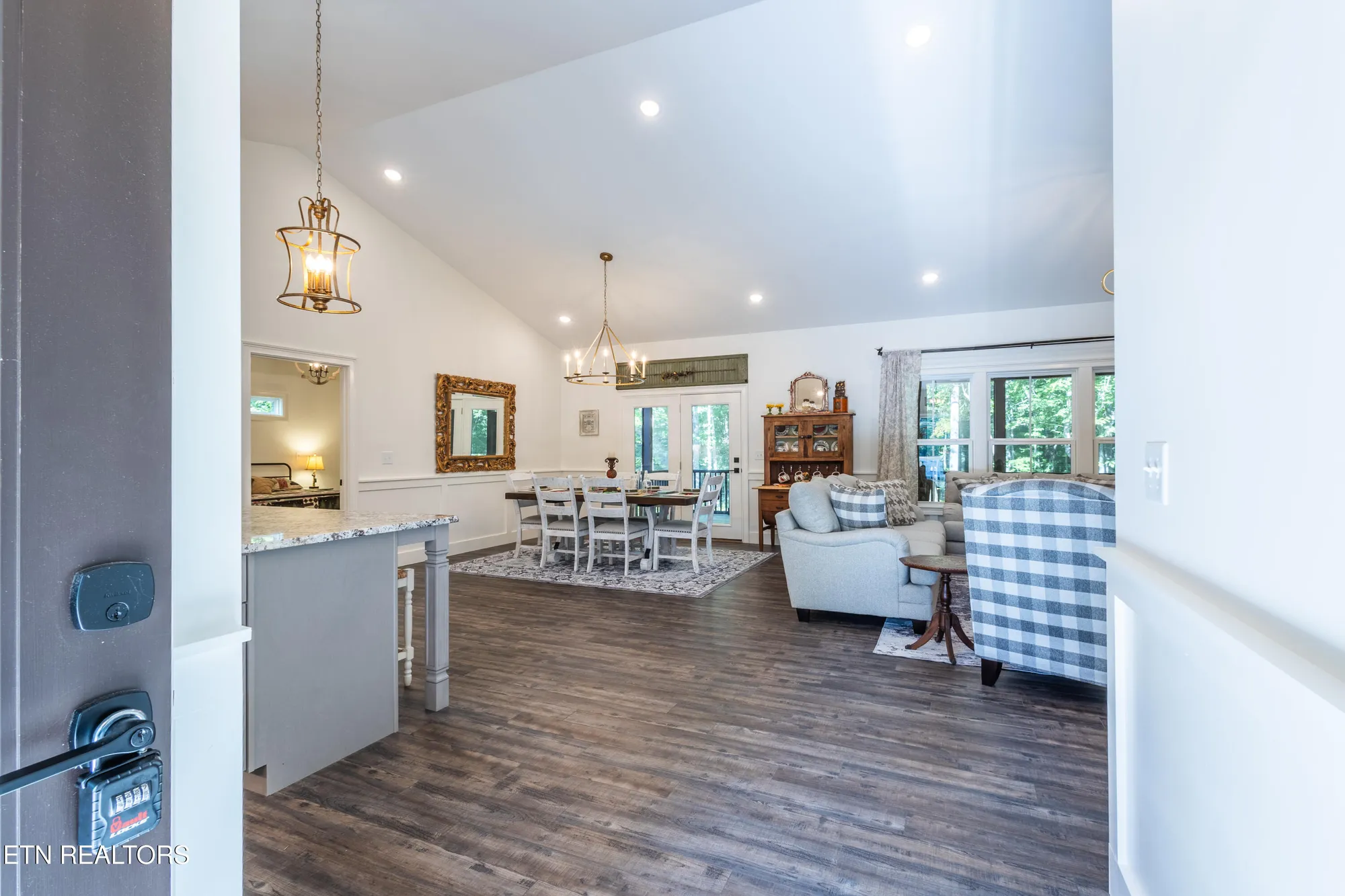 Property Slideshow image 9 of 57 | 701 westchester dr, Crossville, TN, 38558