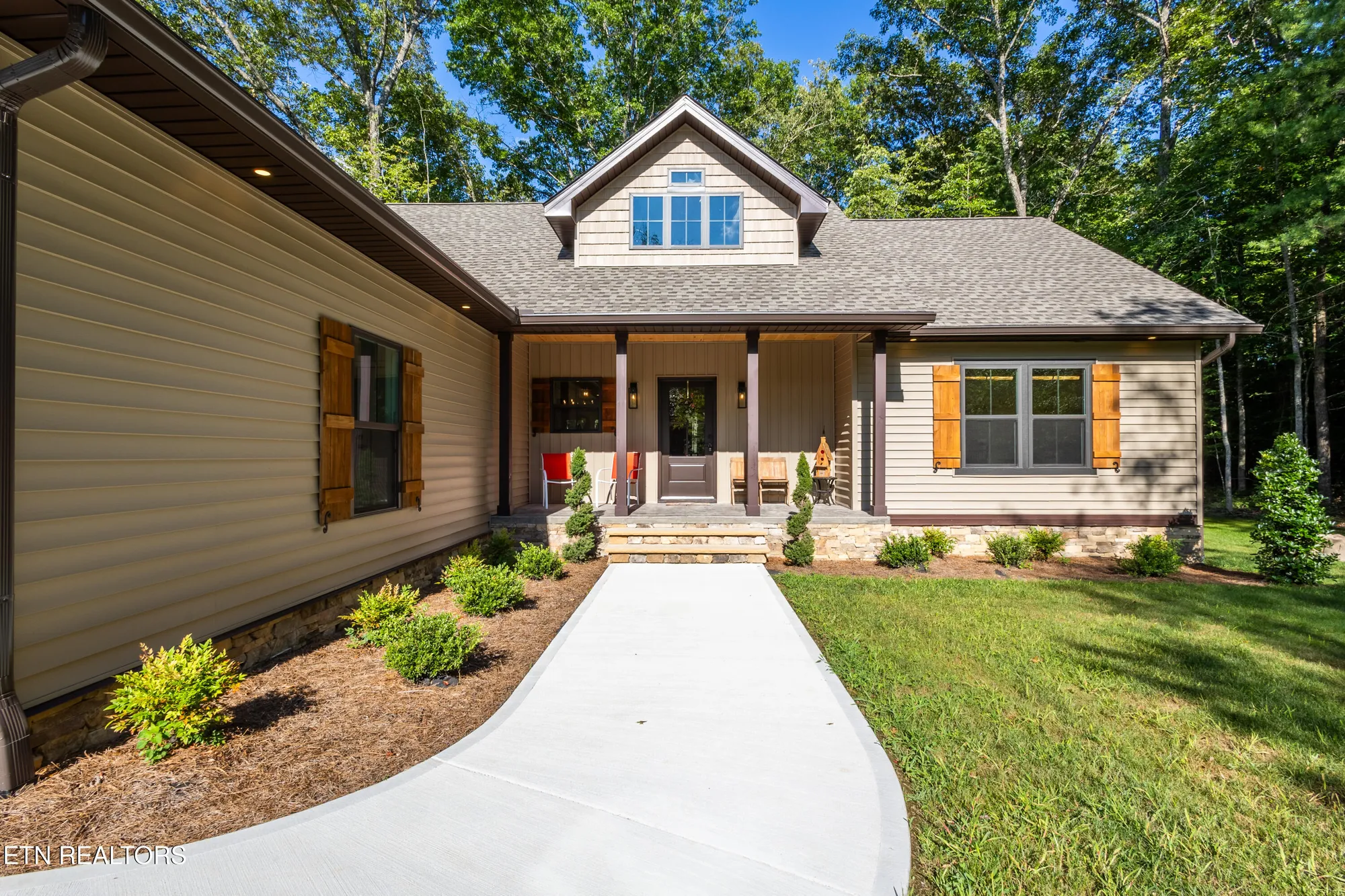 Property Slideshow image 3 of 57 | 701 westchester dr, Crossville, TN, 38558