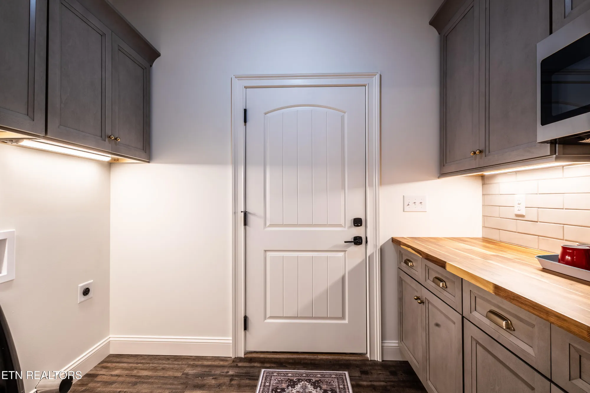 Property Slideshow image 21 of 57 | 701 westchester dr, Crossville, TN, 38558