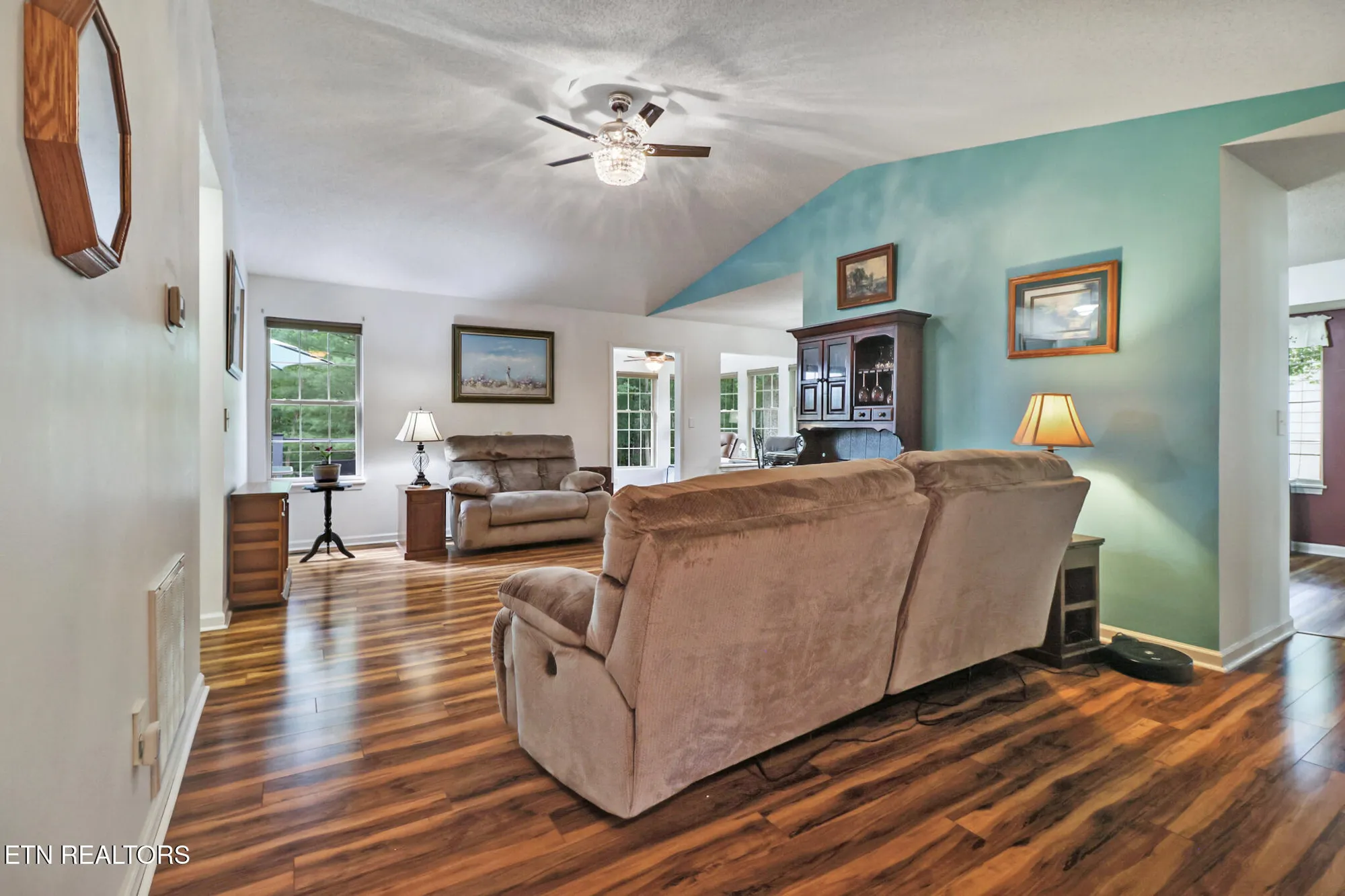 Property Slideshow image 2 of 36 | 144 pomeroy dr, Crossville, TN, 38558