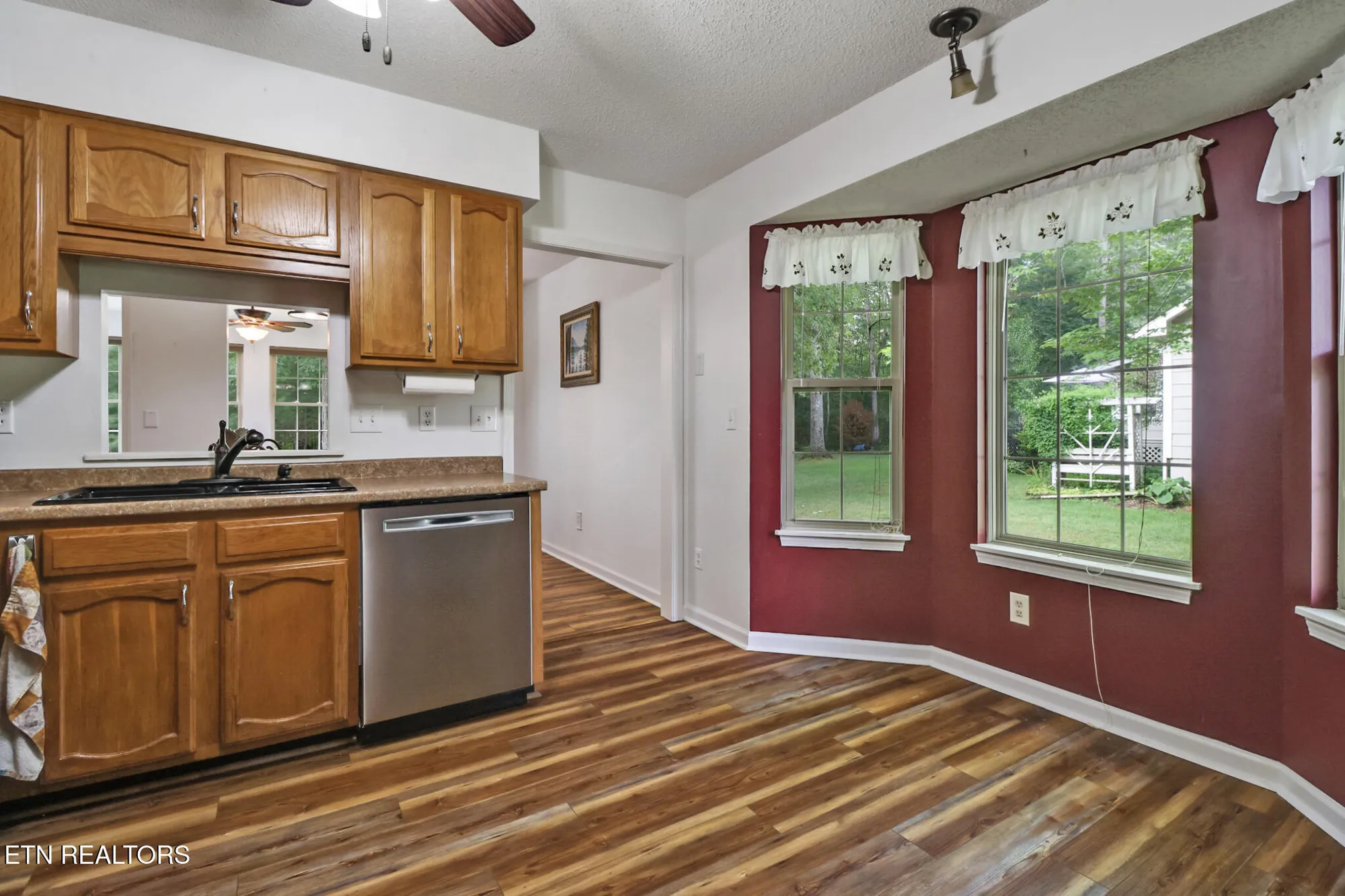 Property Slideshow image 12 of 36 | 144 pomeroy dr, Crossville, TN, 38558