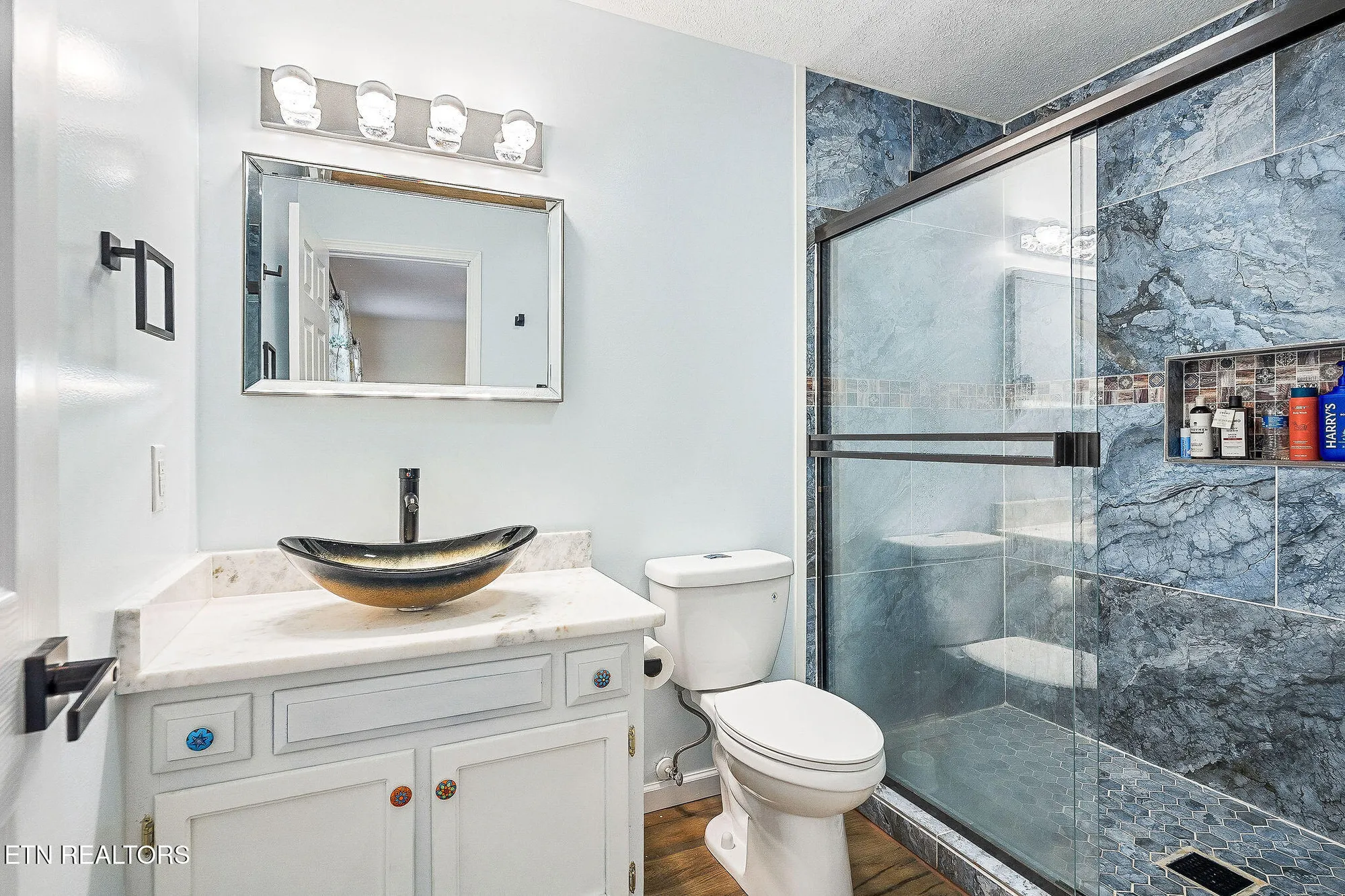 Property Slideshow image 21 of 38 | 145 anglewood dr, Crossville, TN, 38558