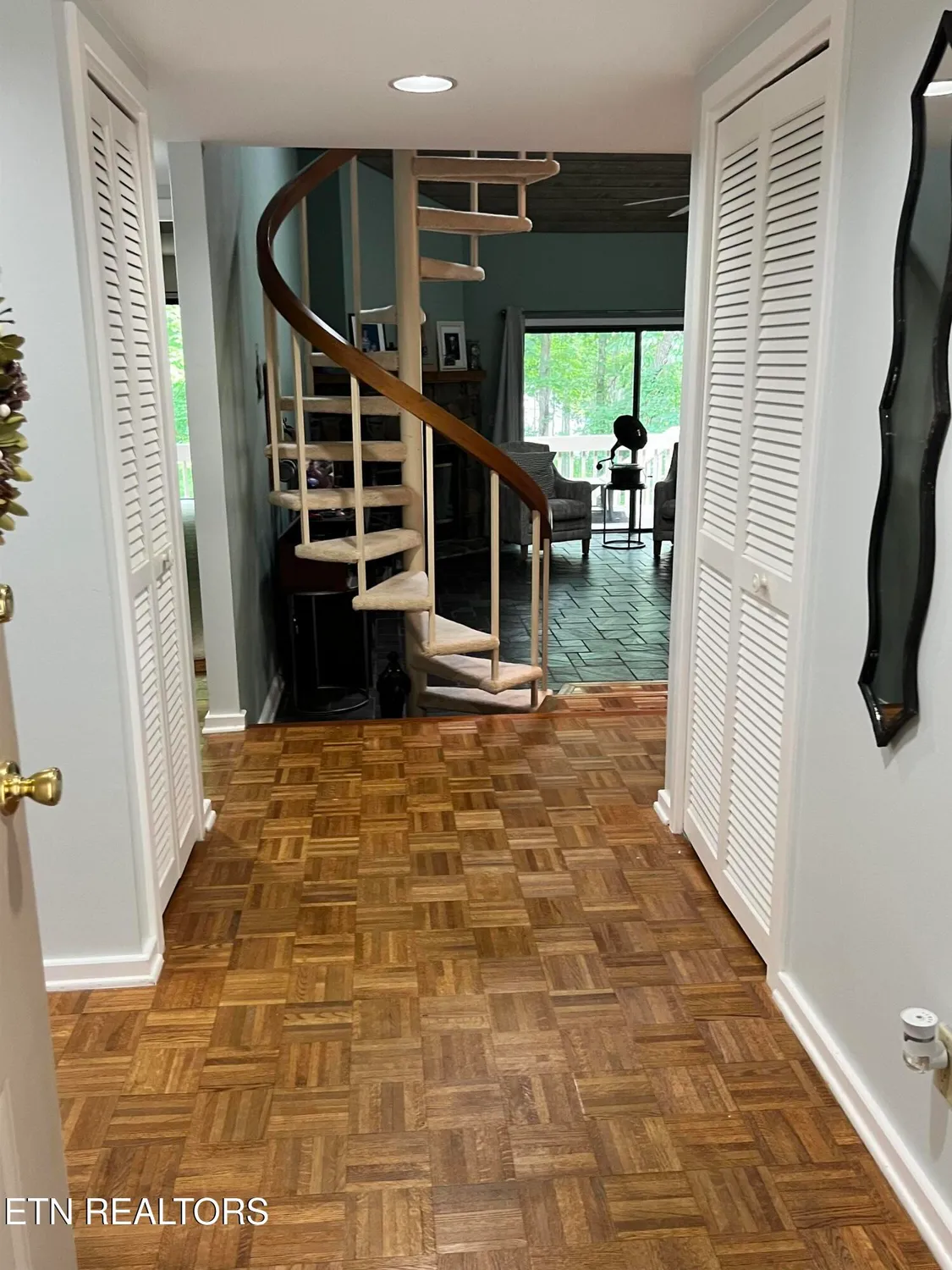 Property Slideshow image 4 of 41 | 524 druid lndg, Crossville, TN, 38558