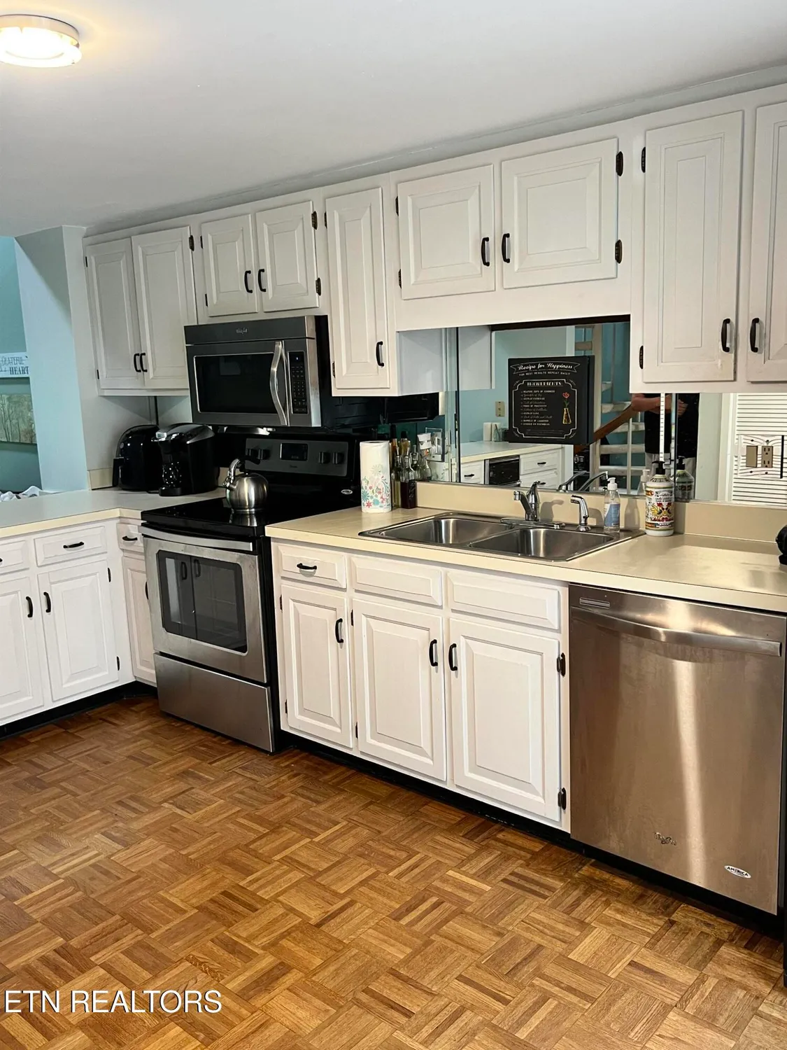 Property Slideshow image 11 of 41 | 524 druid lndg, Crossville, TN, 38558