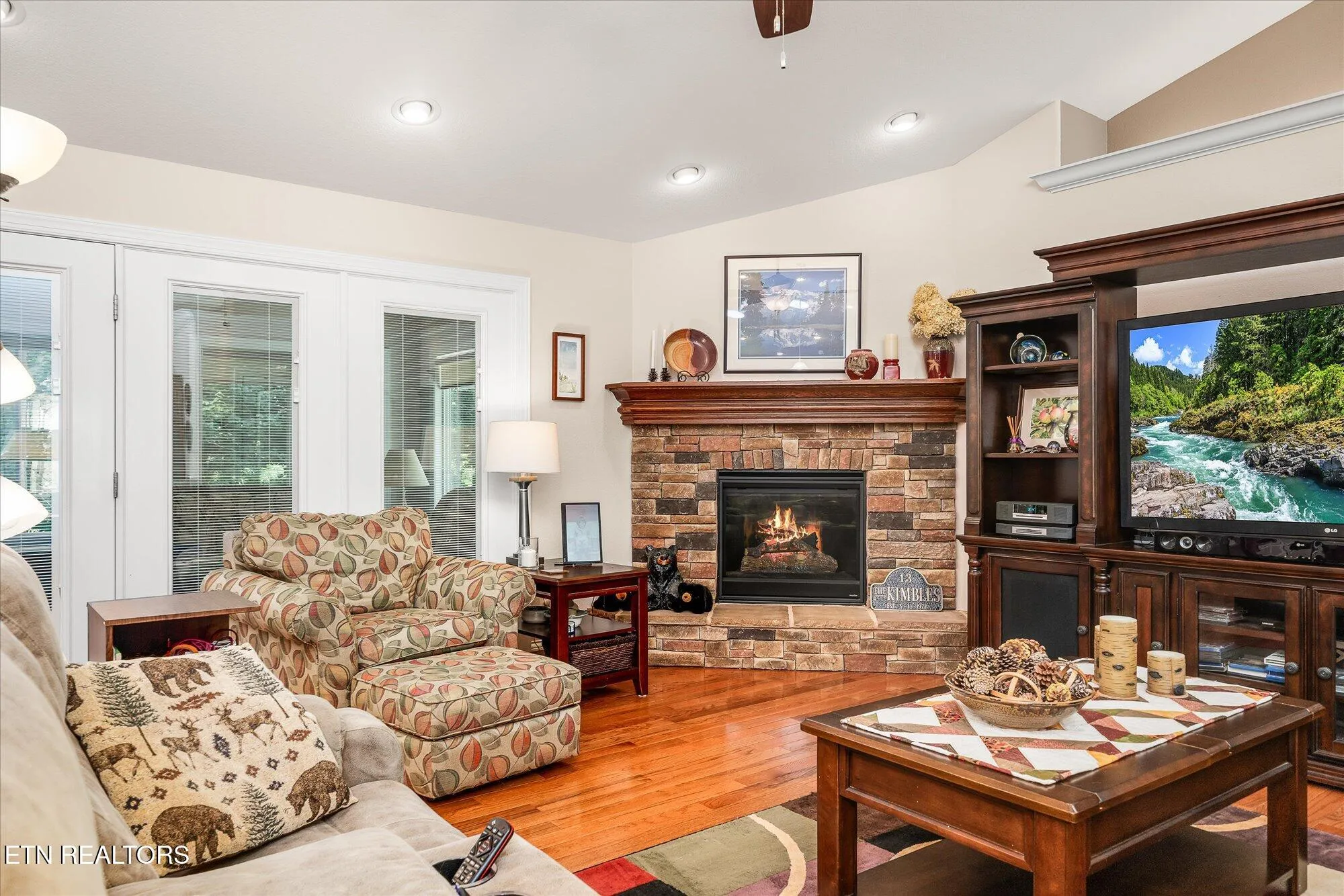 Property Slideshow image 10 of 58 | 13 kenwood ct, Crossville, TN, 38558