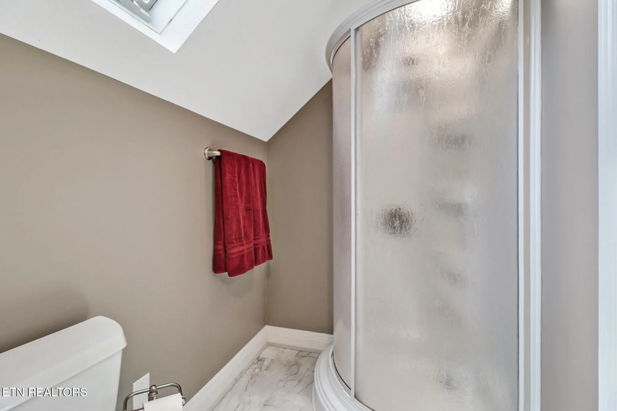 Property Slideshow image 44 of 54 | 31 holly ln, Crossville, TN, 38558