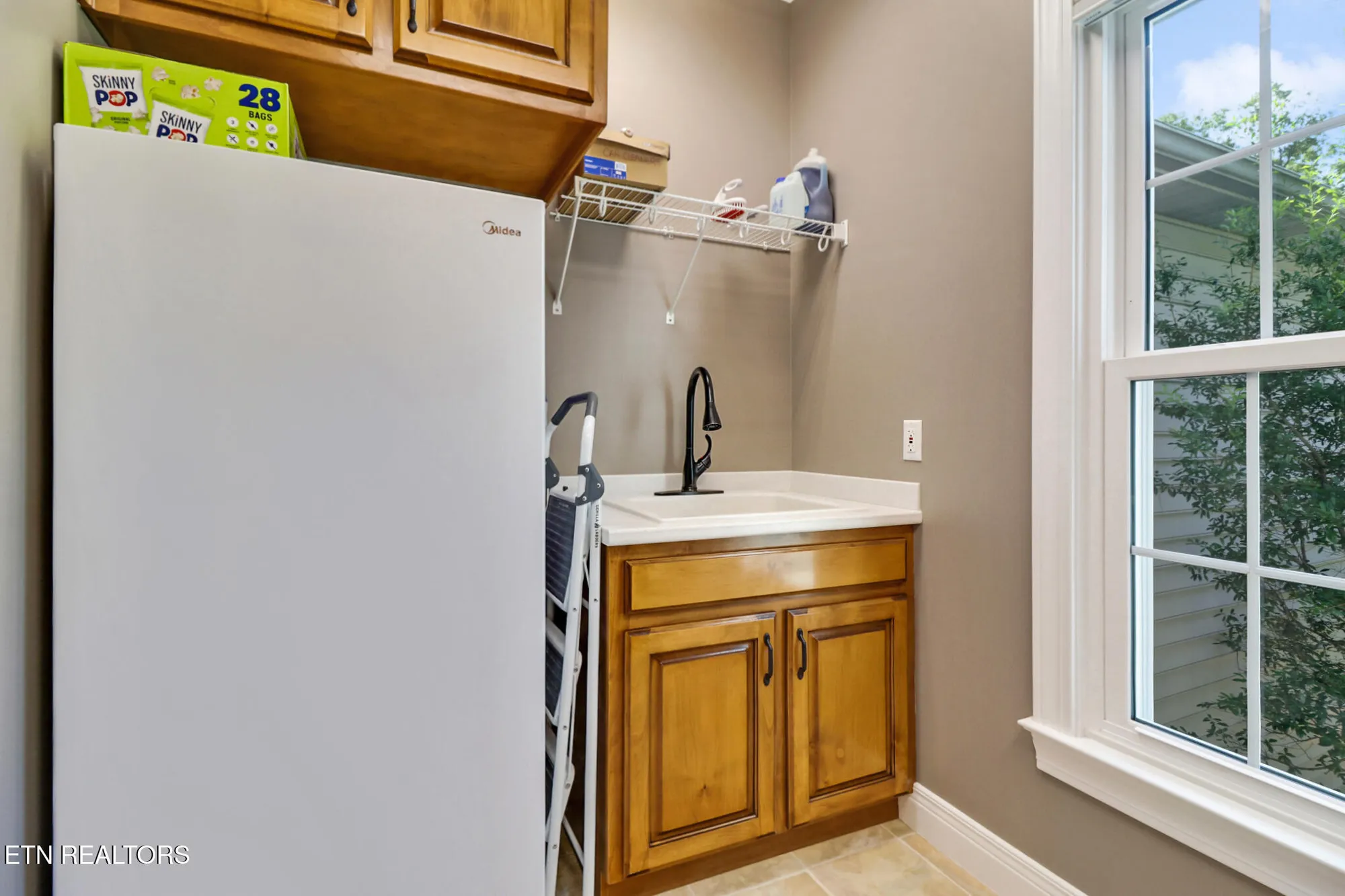 Property Slideshow image 25 of 54 | 31 holly ln, Crossville, TN, 38558