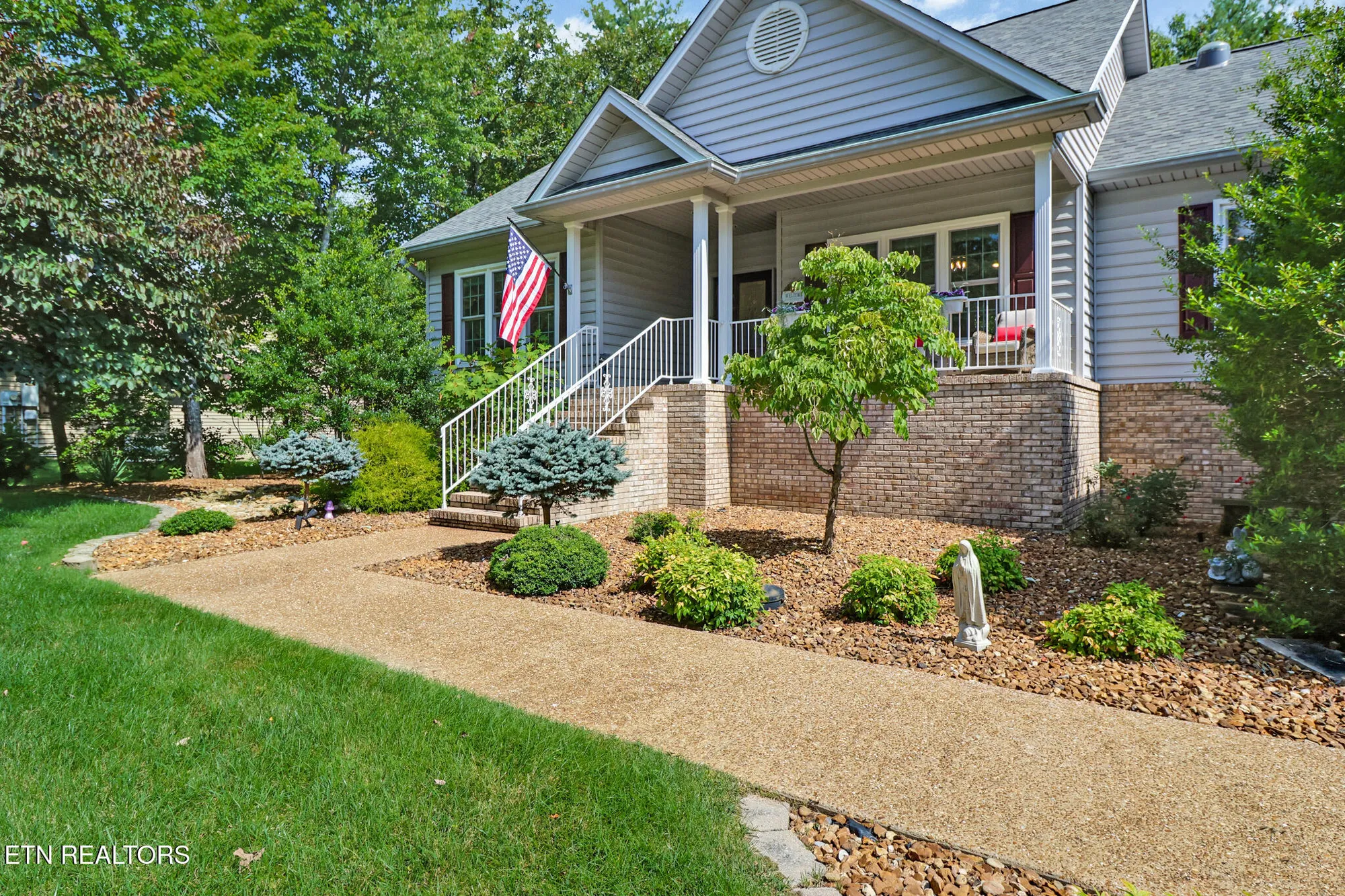 Property Slideshow image 6 of 54 | 31 holly ln, Crossville, TN, 38558