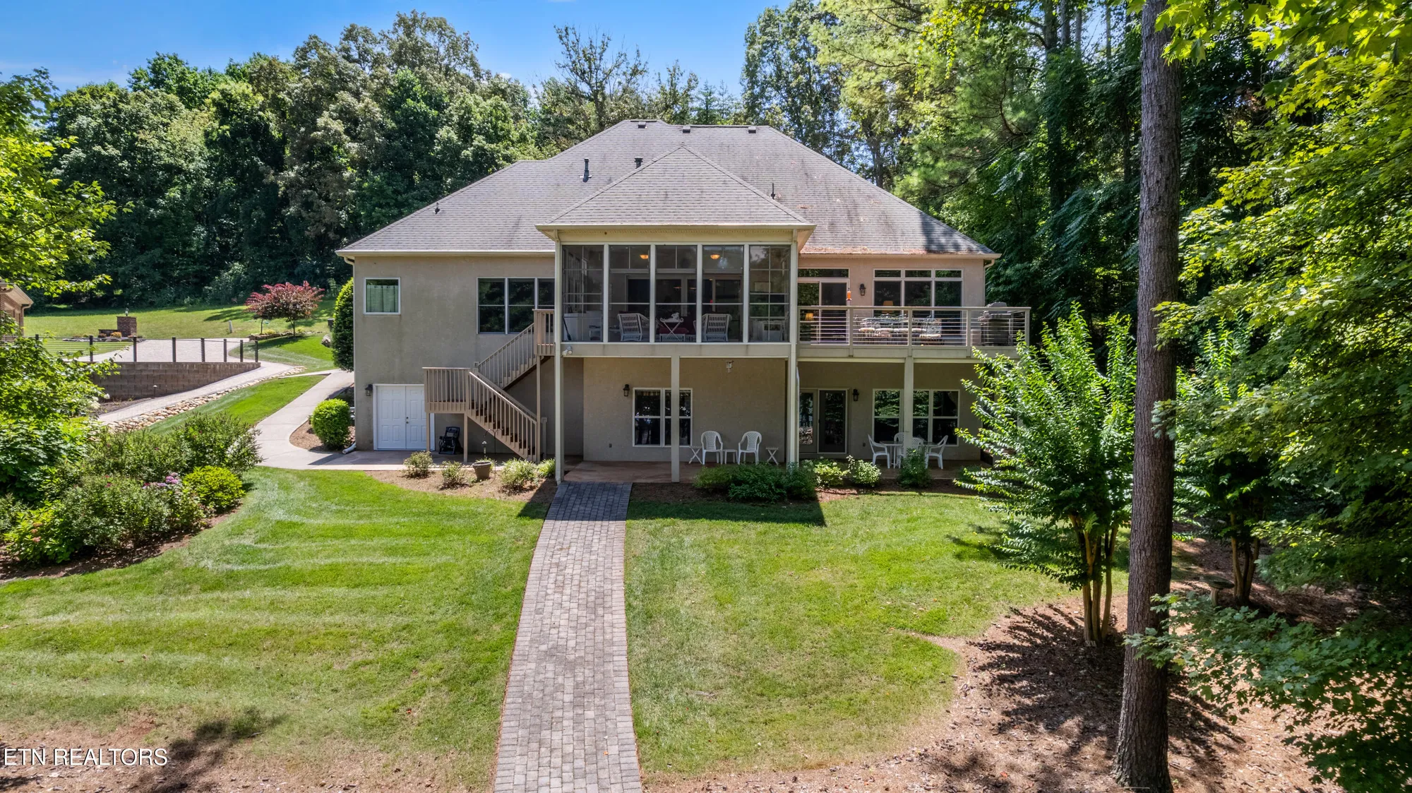 Property Slideshow image 7 of 56 | 300 marsh hawk dr, Vonore, TN, 37885