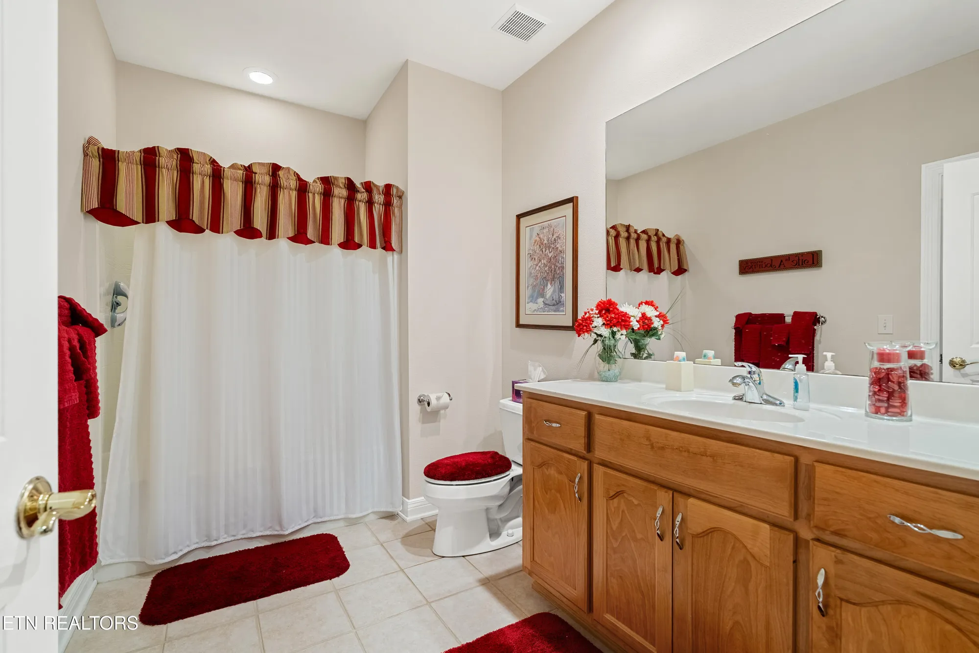 Property Slideshow image 41 of 56 | 300 marsh hawk dr, Vonore, TN, 37885