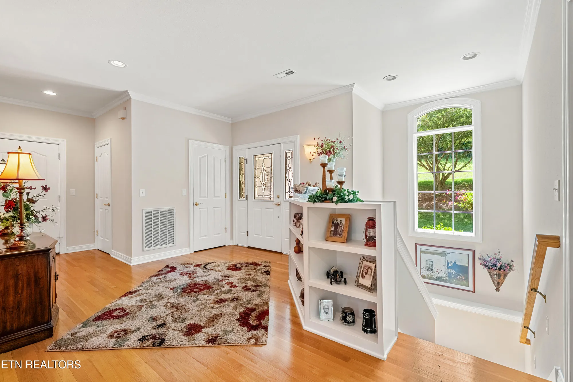 Property Slideshow image 10 of 56 | 300 marsh hawk dr, Vonore, TN, 37885