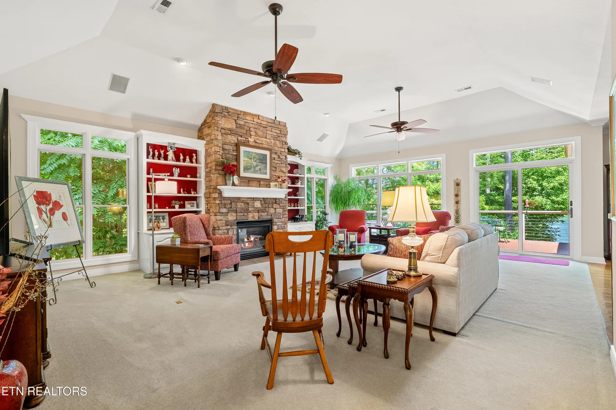 Property Slideshow image 11 of 56 | 300 marsh hawk dr, Vonore, TN, 37885