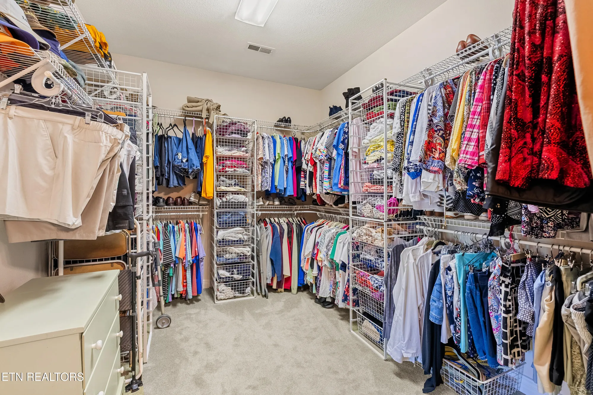 Property Slideshow image 25 of 56 | 300 marsh hawk dr, Vonore, TN, 37885