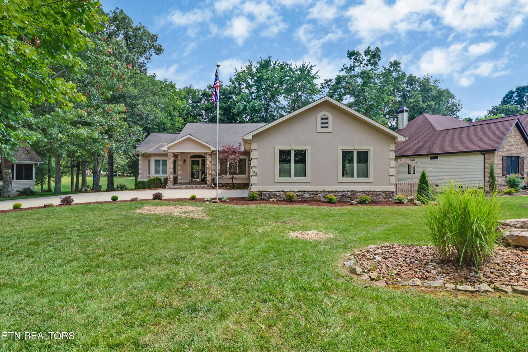 Property Slideshow image 6 of 53 | 125 forest hill dr, Crossville, TN, 38558