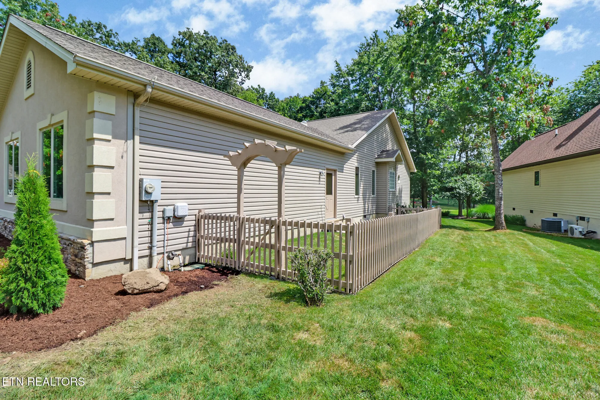 Property Slideshow image 38 of 53 | 125 forest hill dr, Crossville, TN, 38558