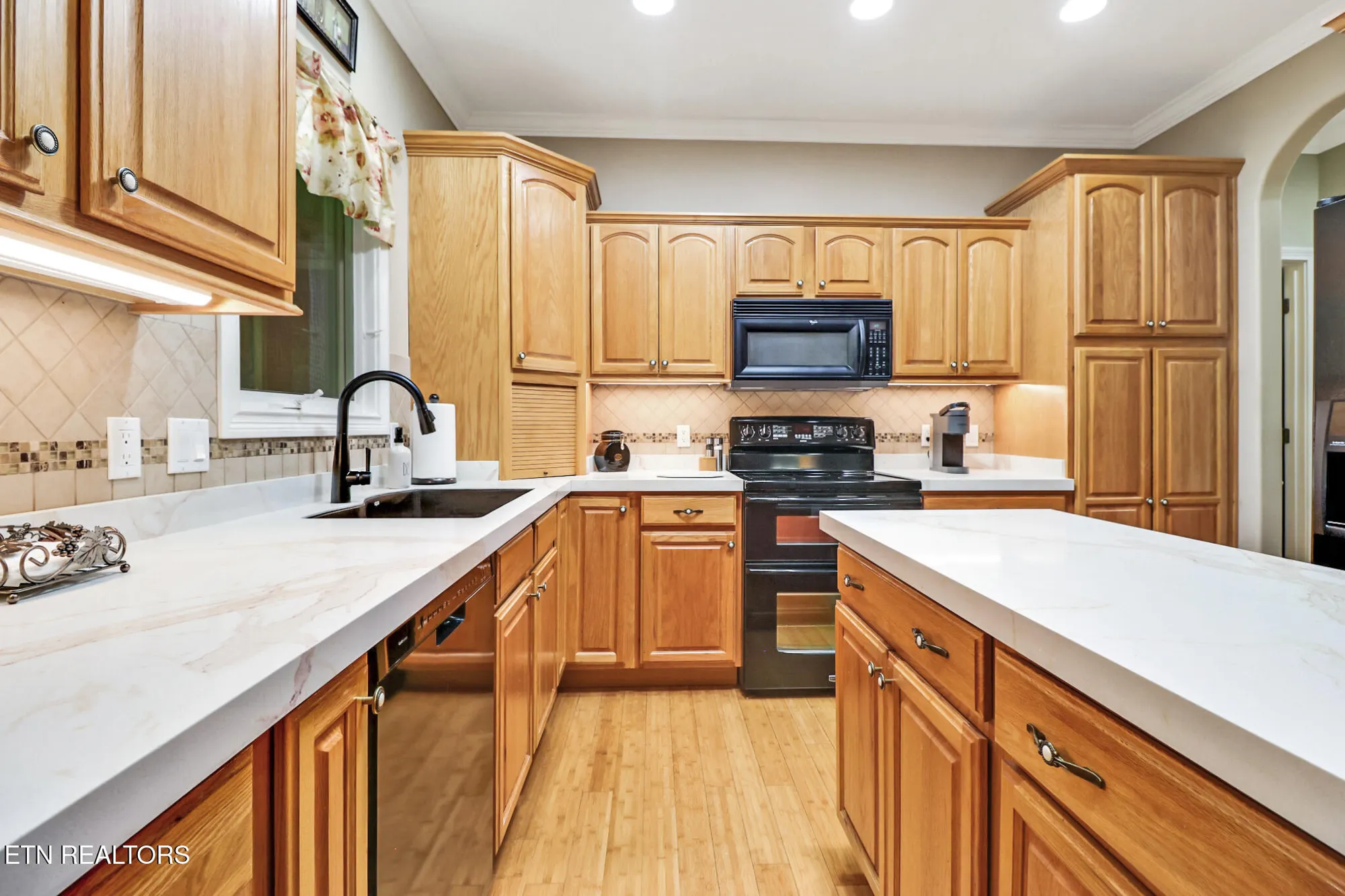 Property Slideshow image 19 of 53 | 125 forest hill dr, Crossville, TN, 38558