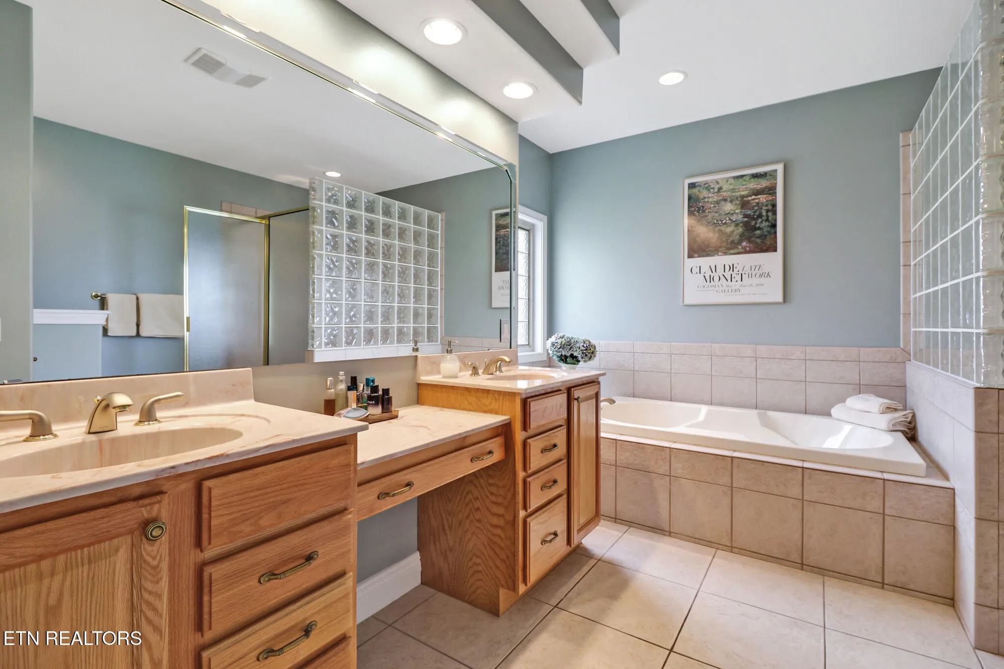 Property Slideshow image 27 of 53 | 125 forest hill dr, Crossville, TN, 38558