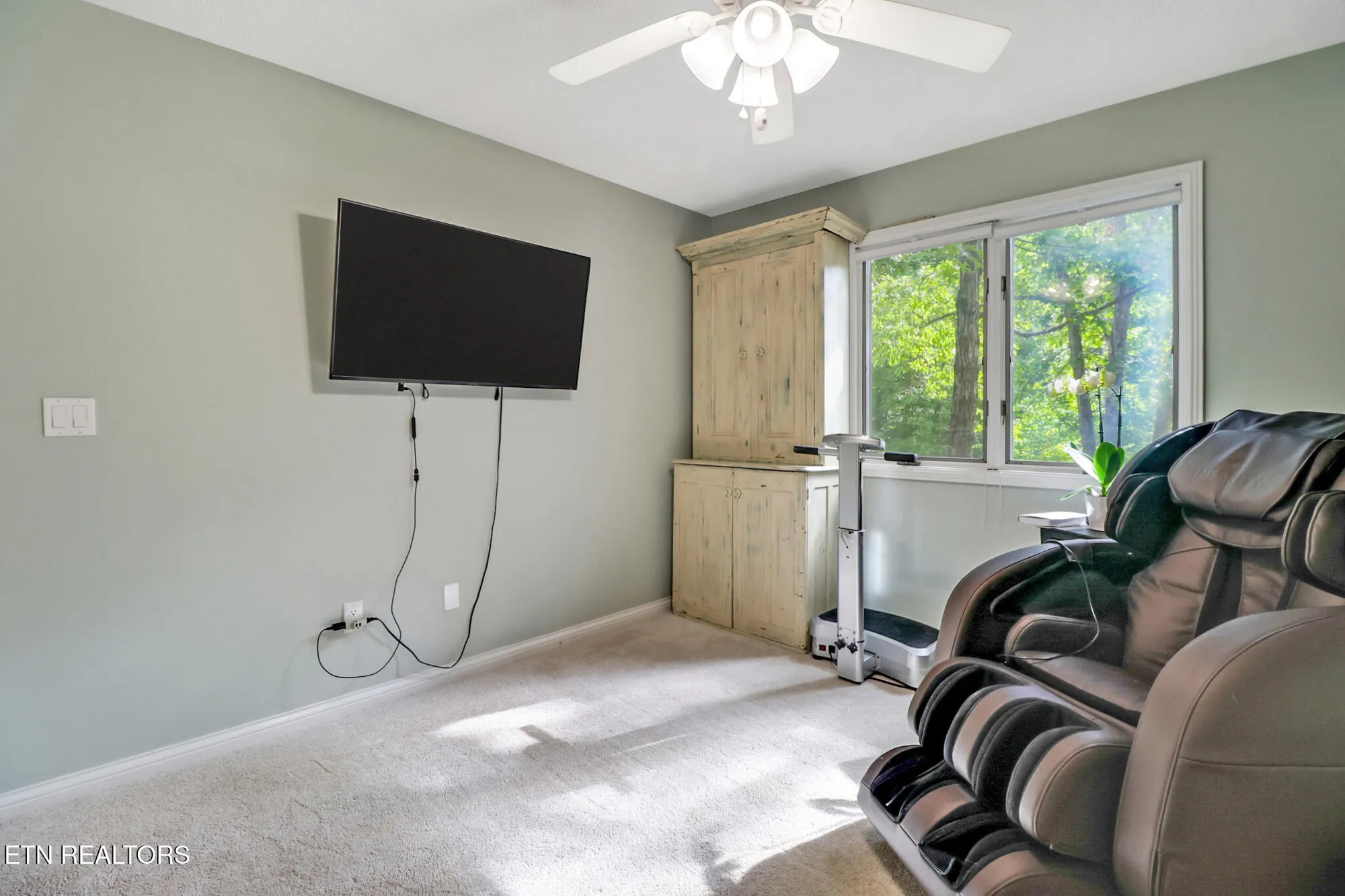 Property Slideshow image 22 of 52 | 37 clinebrook dr, Crossville, TN, 38558