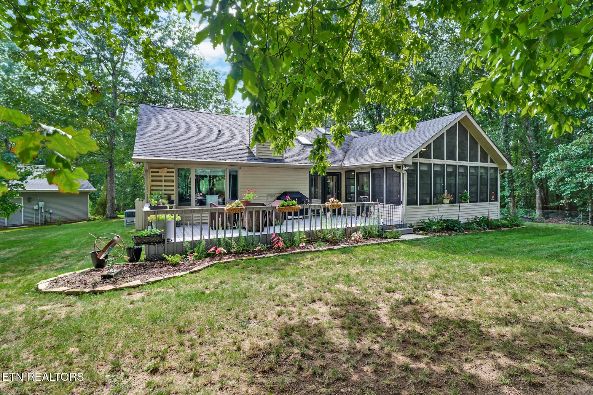 Property Slideshow image 38 of 52 | 37 clinebrook dr, Crossville, TN, 38558