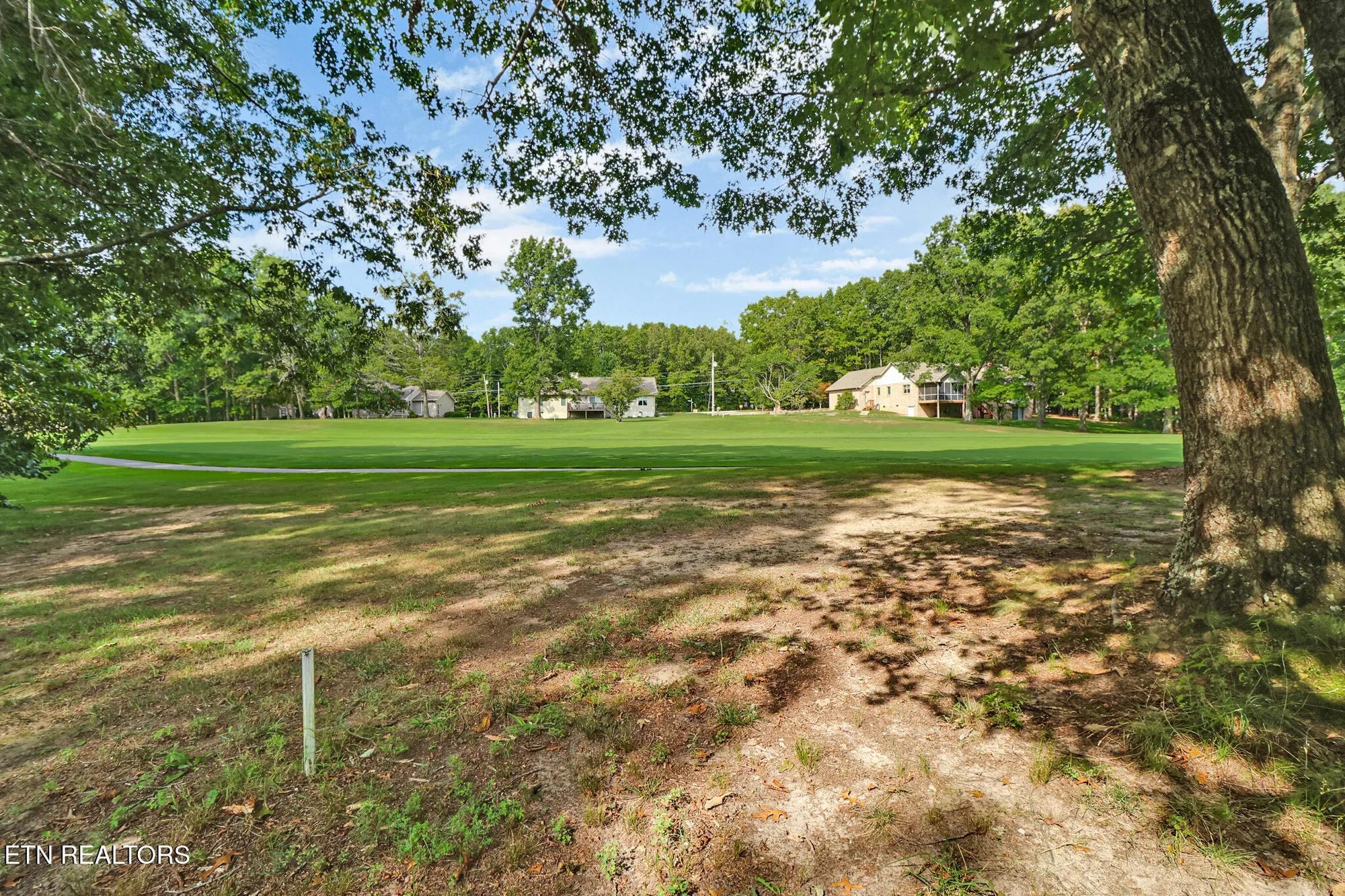 Property Slideshow image 43 of 52 | 37 clinebrook dr, Crossville, TN, 38558