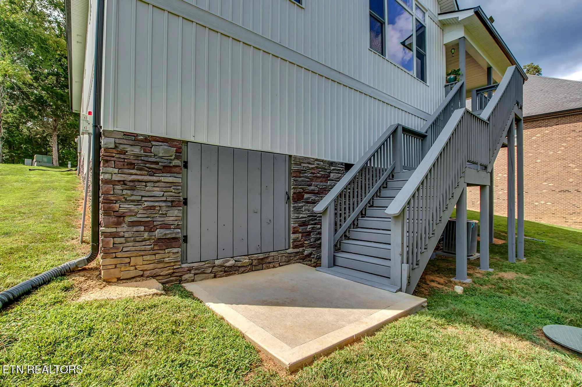 Property Slideshow image 45 of 51 | 308 oostagala ln, Loudon, TN, 37774