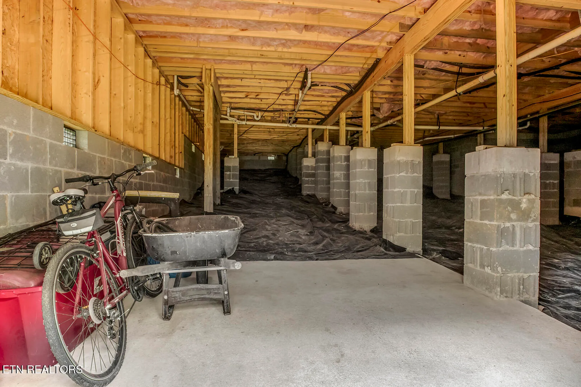 Property Slideshow image 47 of 51 | 308 oostagala ln, Loudon, TN, 37774