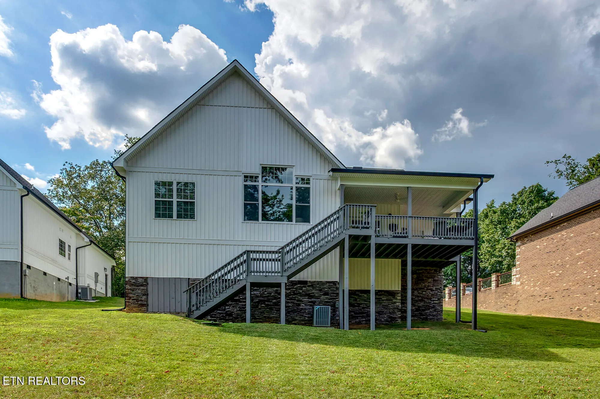 Property Slideshow image 49 of 51 | 308 oostagala ln, Loudon, TN, 37774