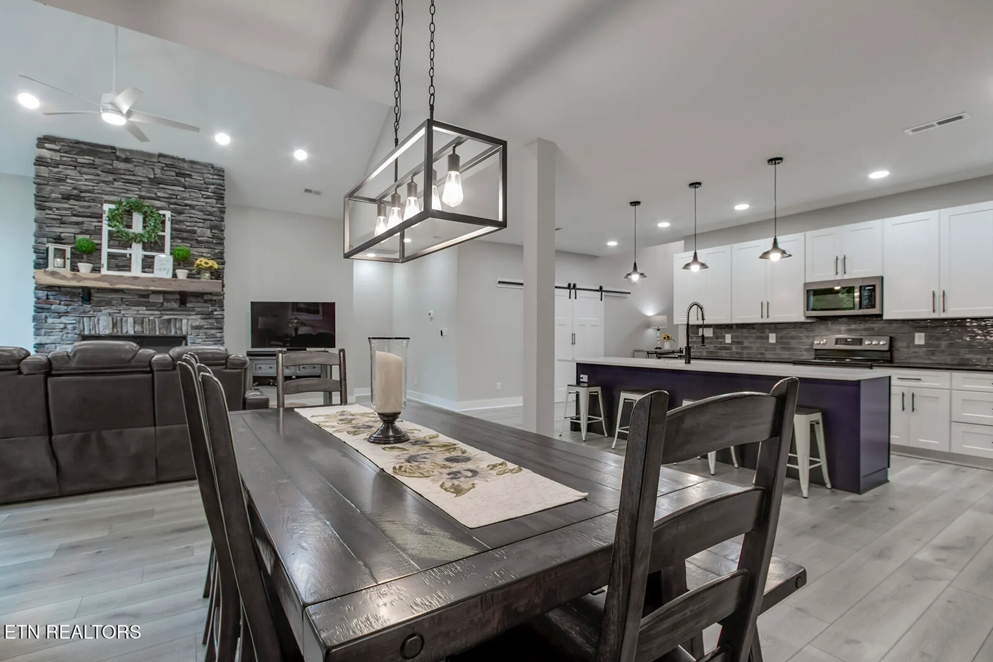 Property Slideshow image 11 of 51 | 308 oostagala ln, Loudon, TN, 37774