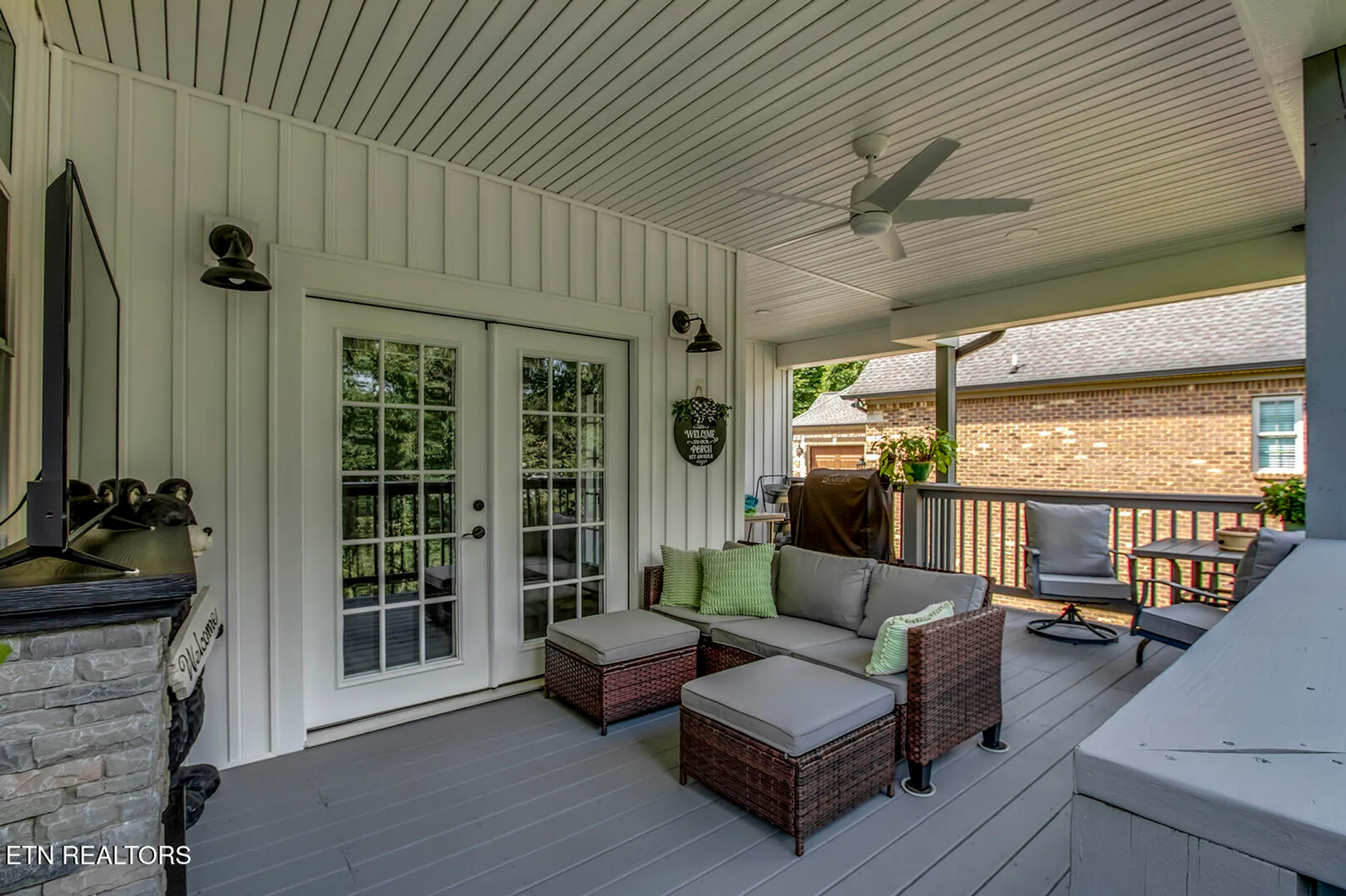 Property Slideshow image 16 of 51 | 308 oostagala ln, Loudon, TN, 37774