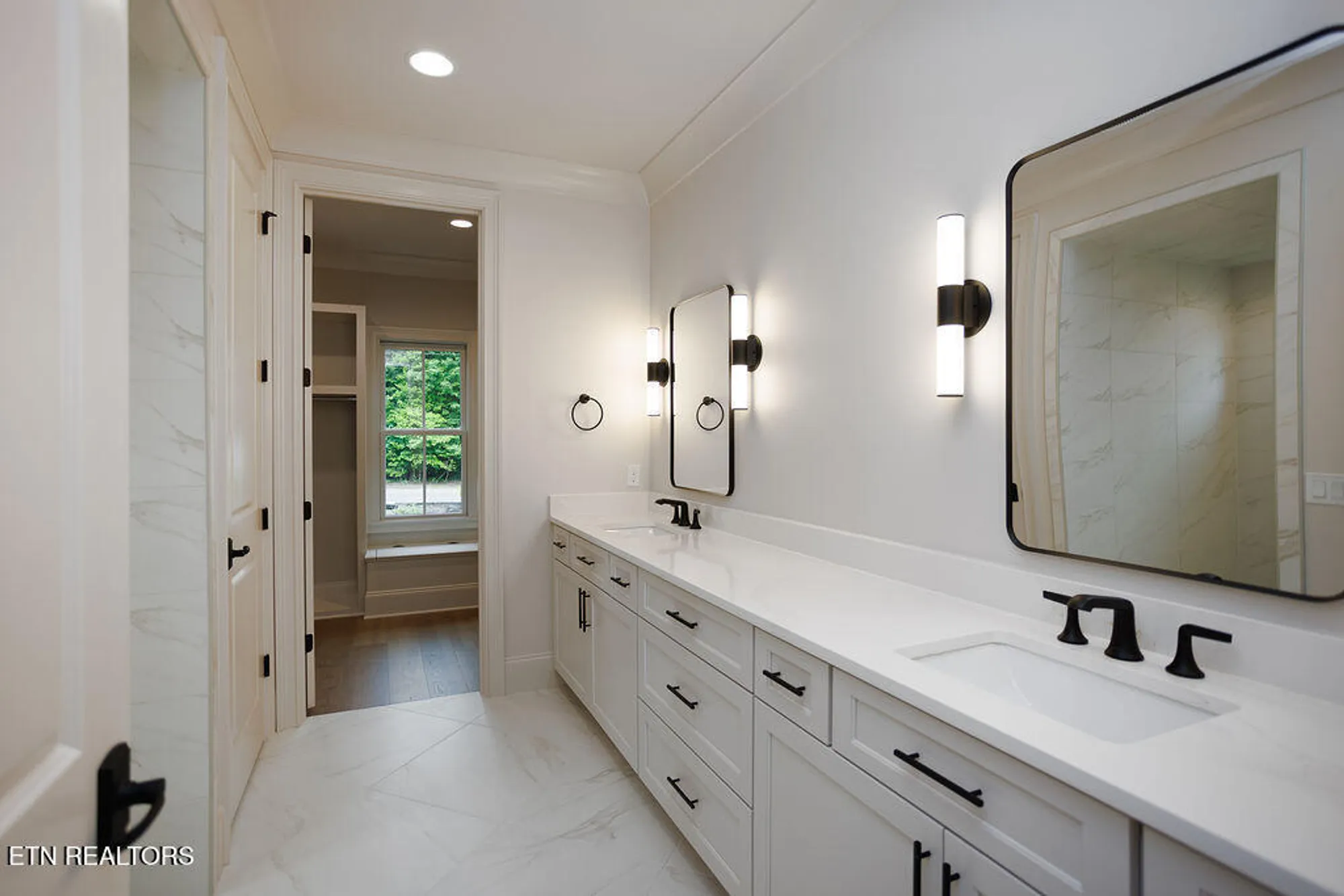 Property Slideshow image 14 of 47 | 150 forest view dr, Crossville, TN, 38558